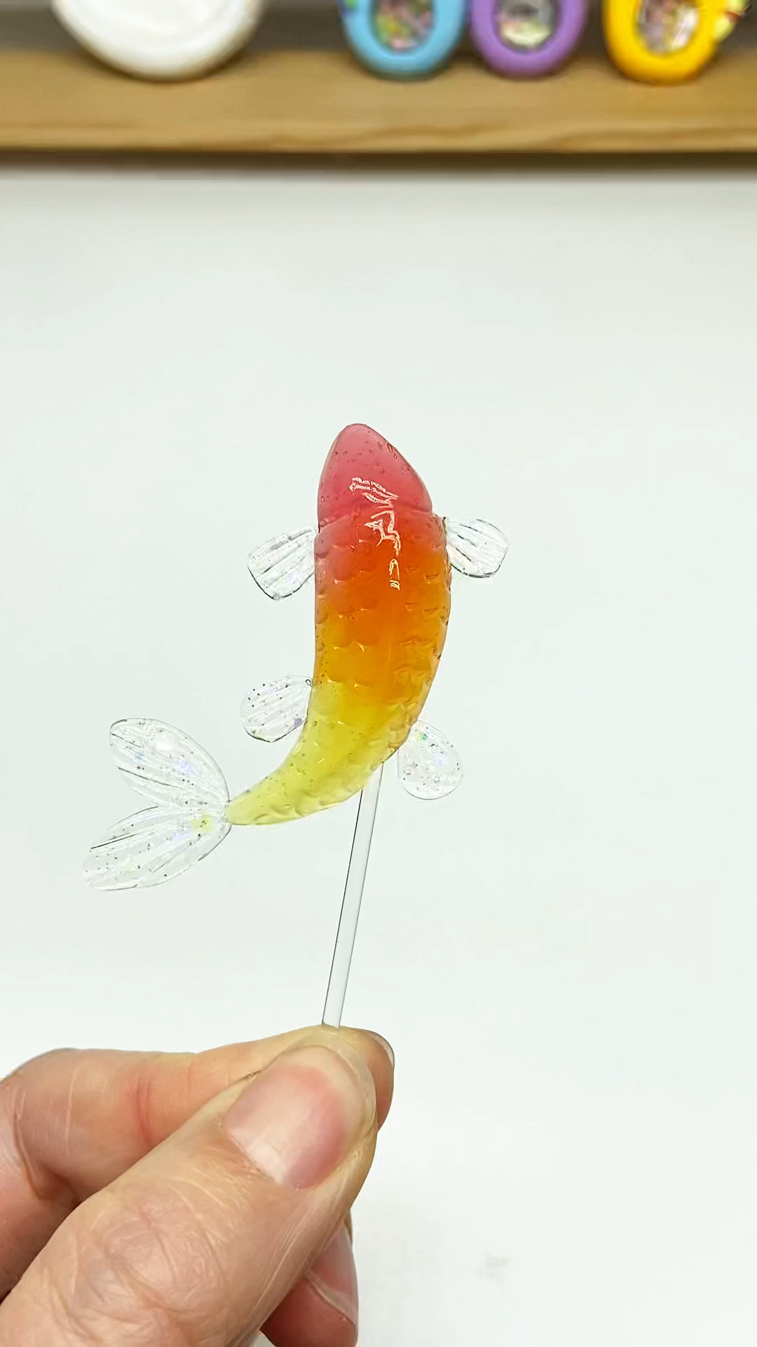 透明粘土金鱼棒棒糖教程