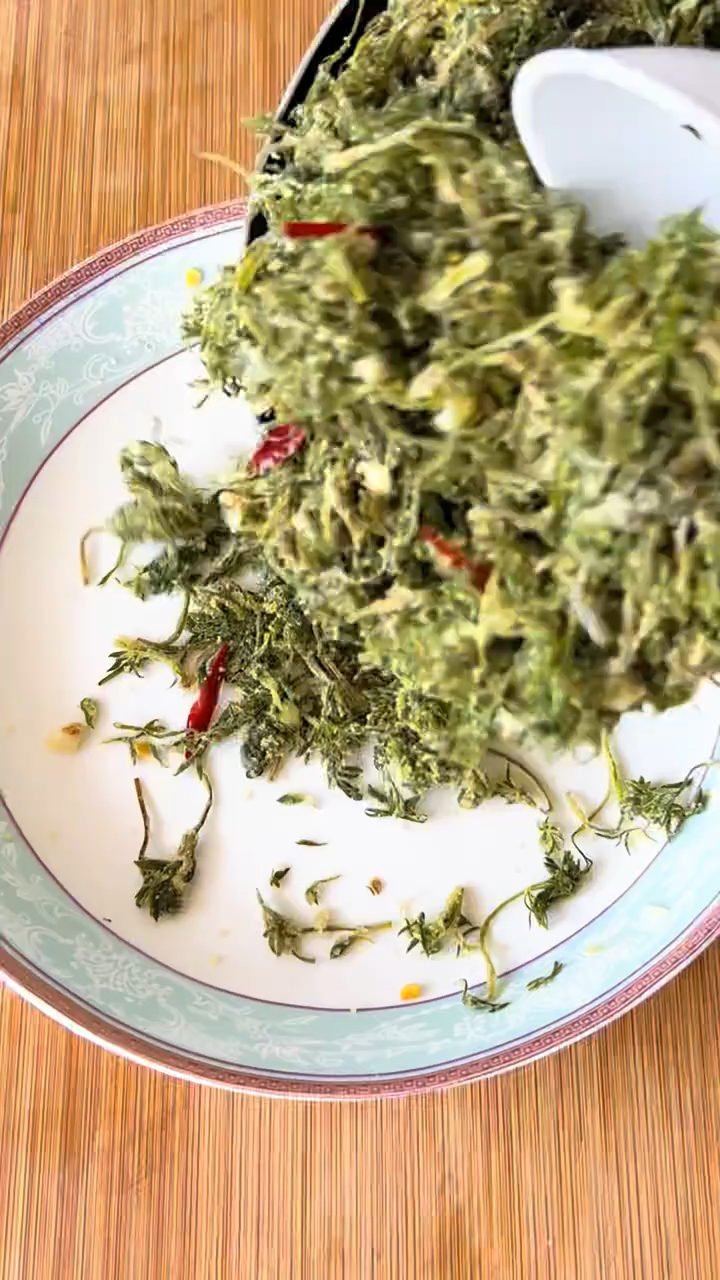 茵陈是个宝,这种美味吃法,鲜香可口,身体好,少生病,安稳生活