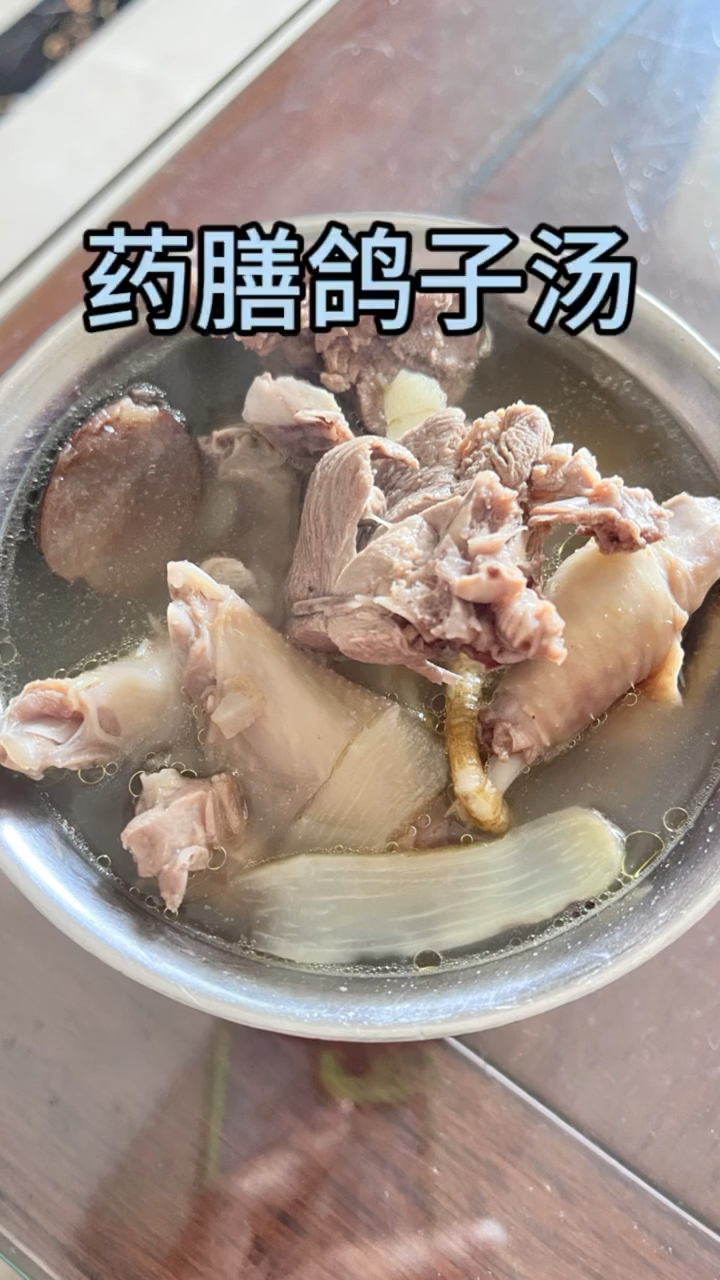 鸽子汤太润了,这样搭配煲汤喝,养身体,少生病,乐生活,稳春天