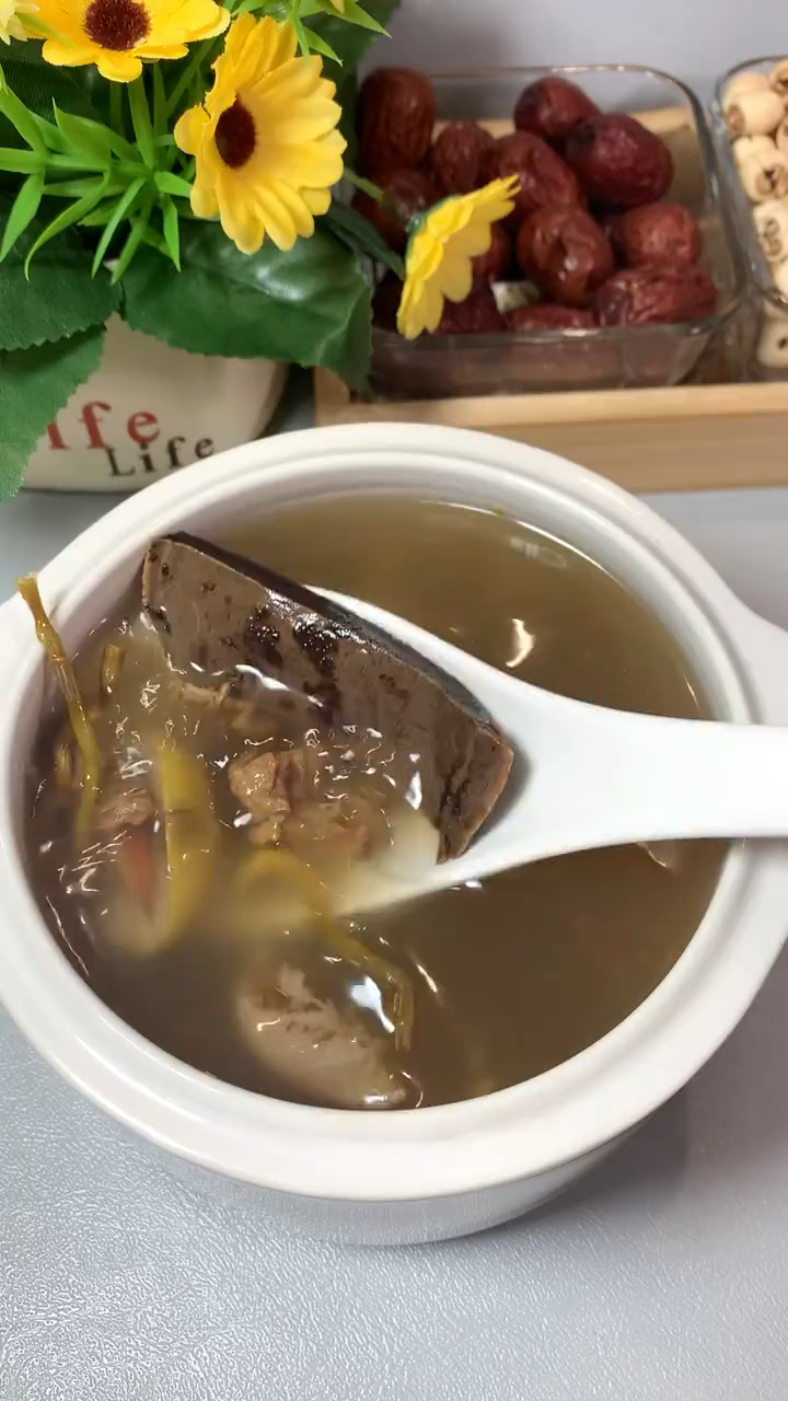 灵芝和它是天然搭档,一起炖汤喝,身体好,享生活,安稳过春天