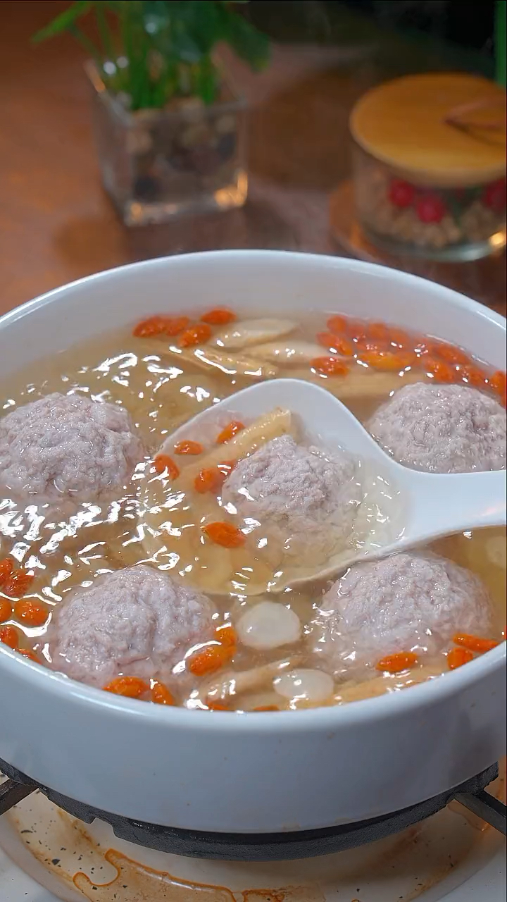 西洋参和它是天生一对,搭配炖汤喝,暖身体,气血足,安稳春天