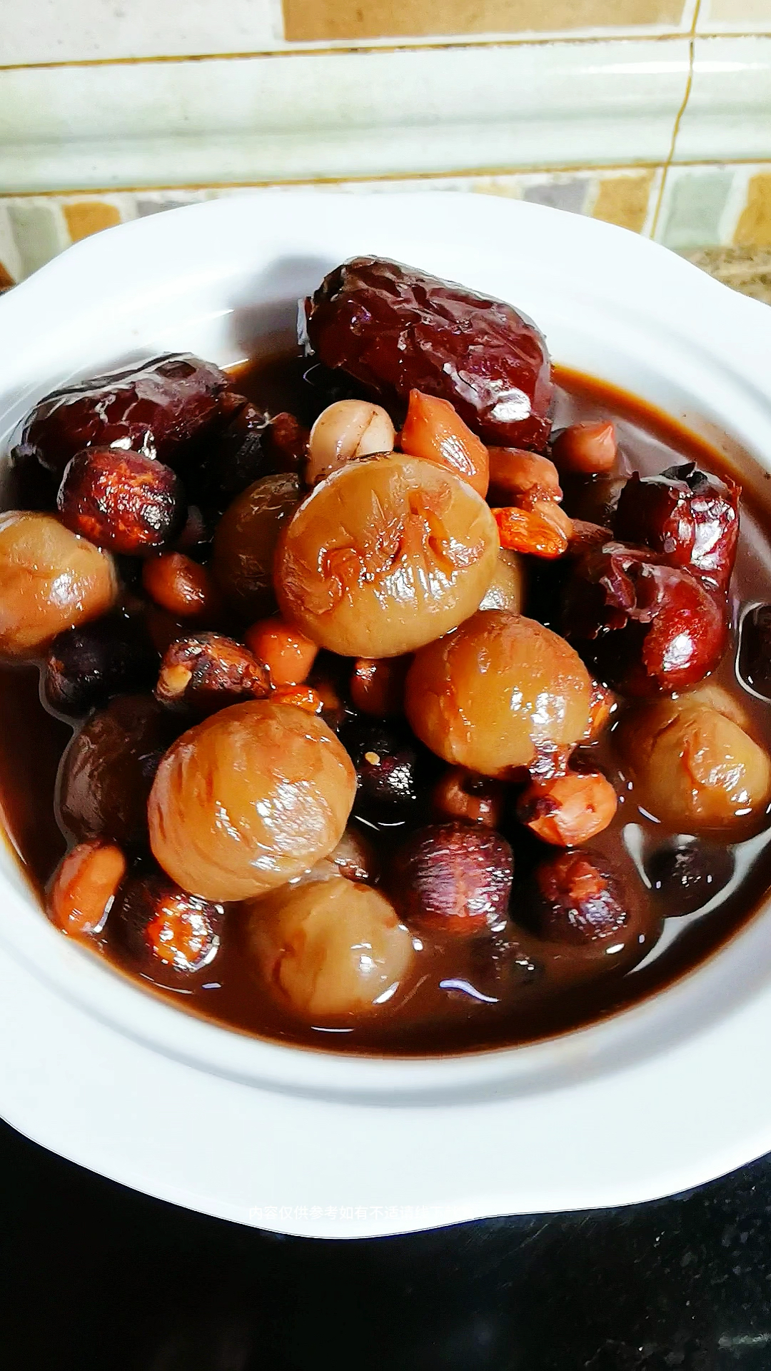 夏天睡不着？分享一碗暖心安神助眠甜汤，桂圆莲子汤让你睡到天亮