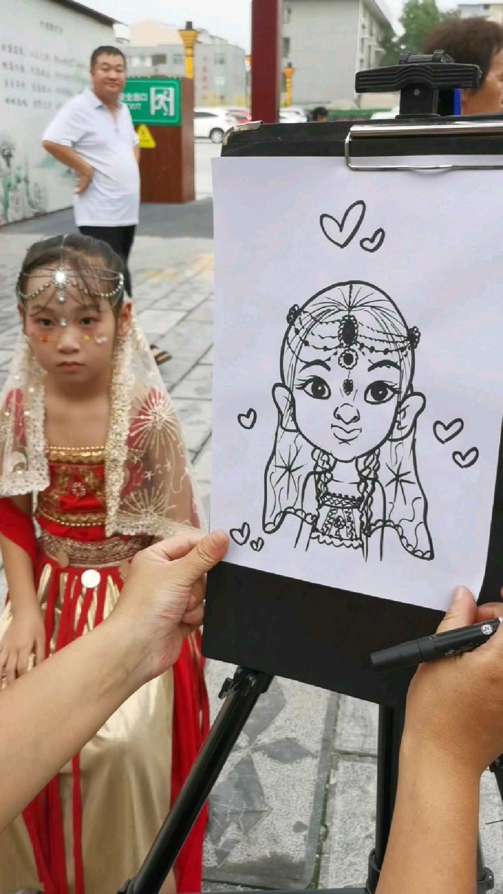 画个可爱的古装小美女