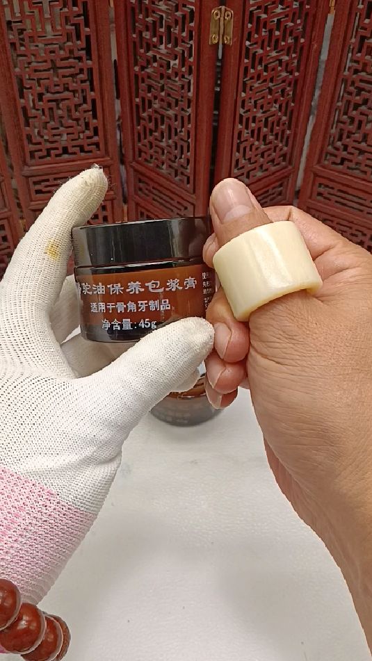 骨器文玩如何盘玩保养 ?