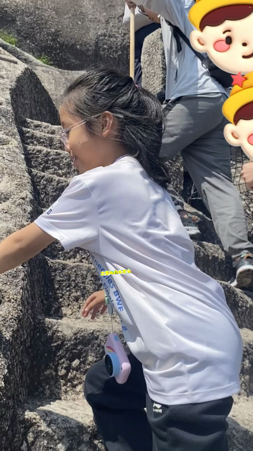 今年六一在爬黄山,吃不一样的美食