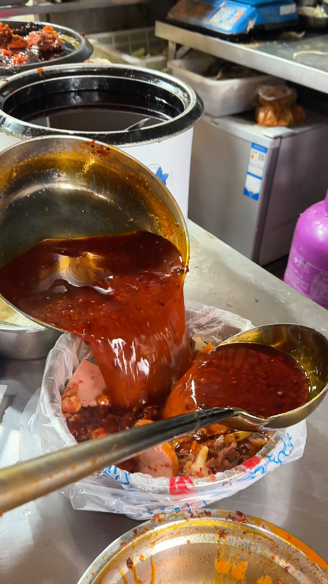 真实打卡东门很火的冒菜,吃完我感觉