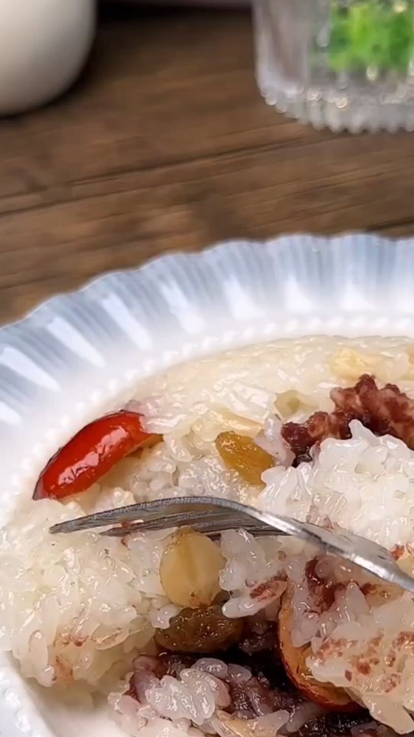 春节过年家家户户宴席餐桌都少不了的八宝饭,寓意吉祥更好吃