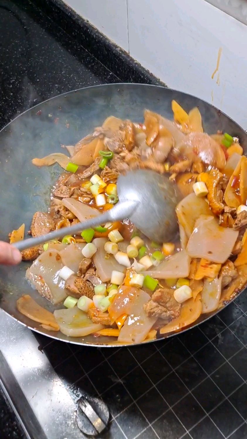 年夜饭家常菜清单,魔芋烧鸭子