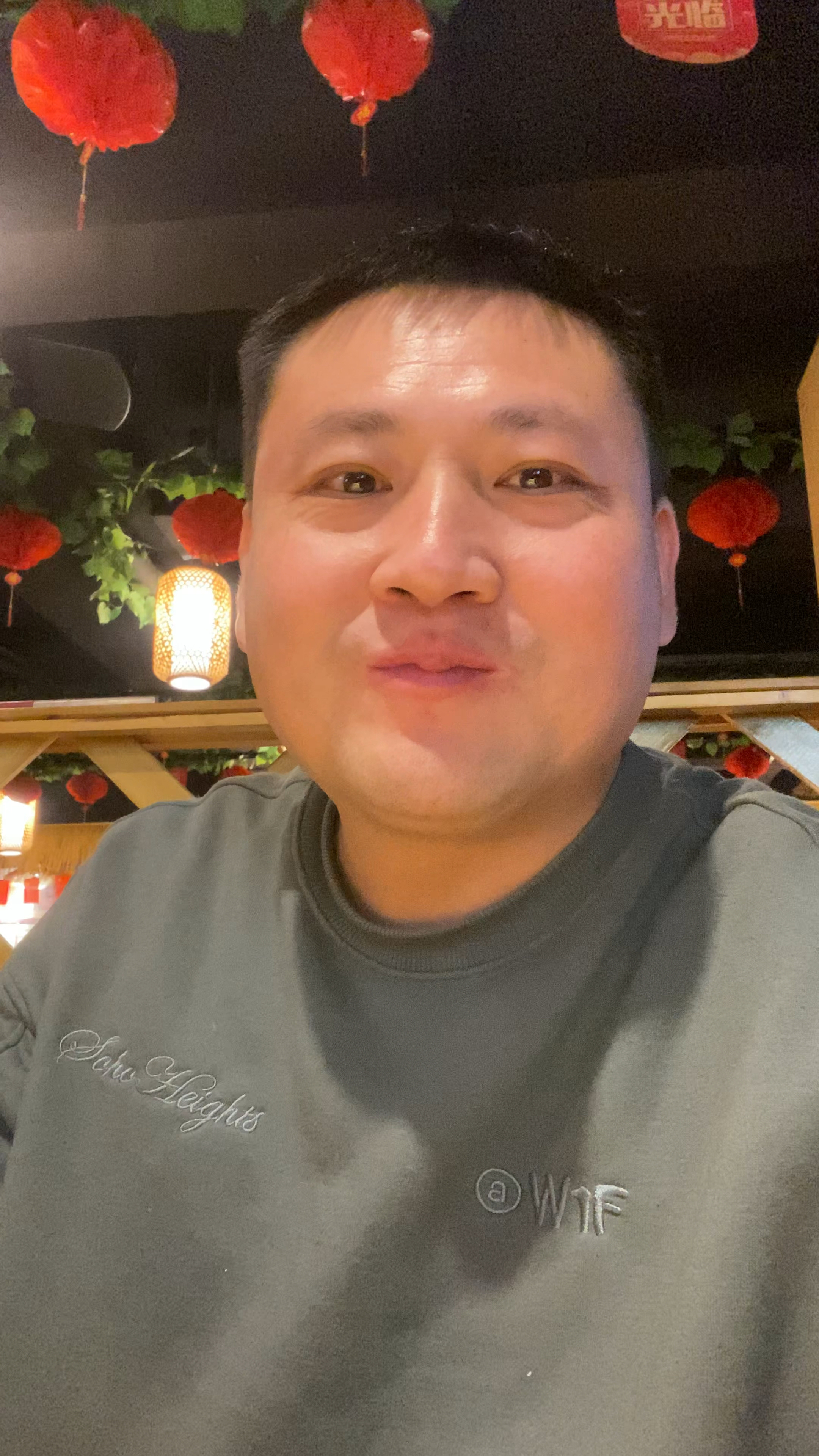温度回升,适合聚餐