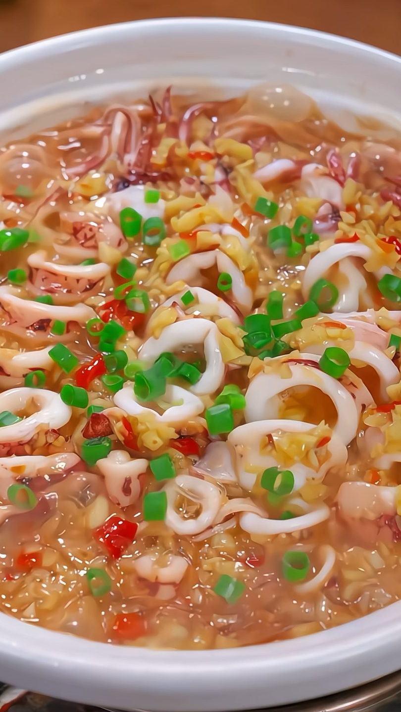 蒜蓉鱿鱼粉丝煲,太香了,孩子爱吃做法又简单 #家常菜 #美食教程