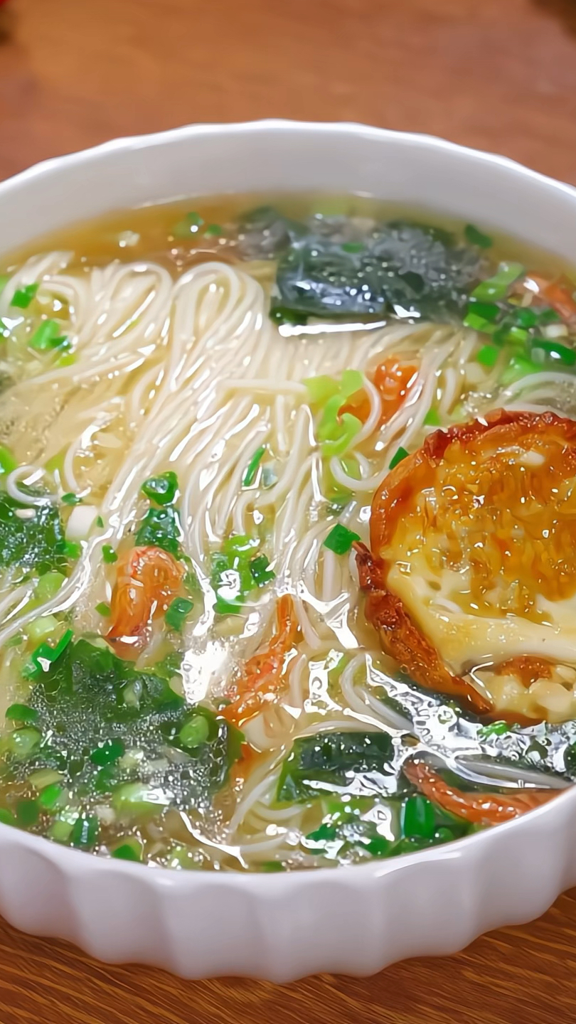 孩子的早餐简简单单来一碗三鲜汤面,太美味了。