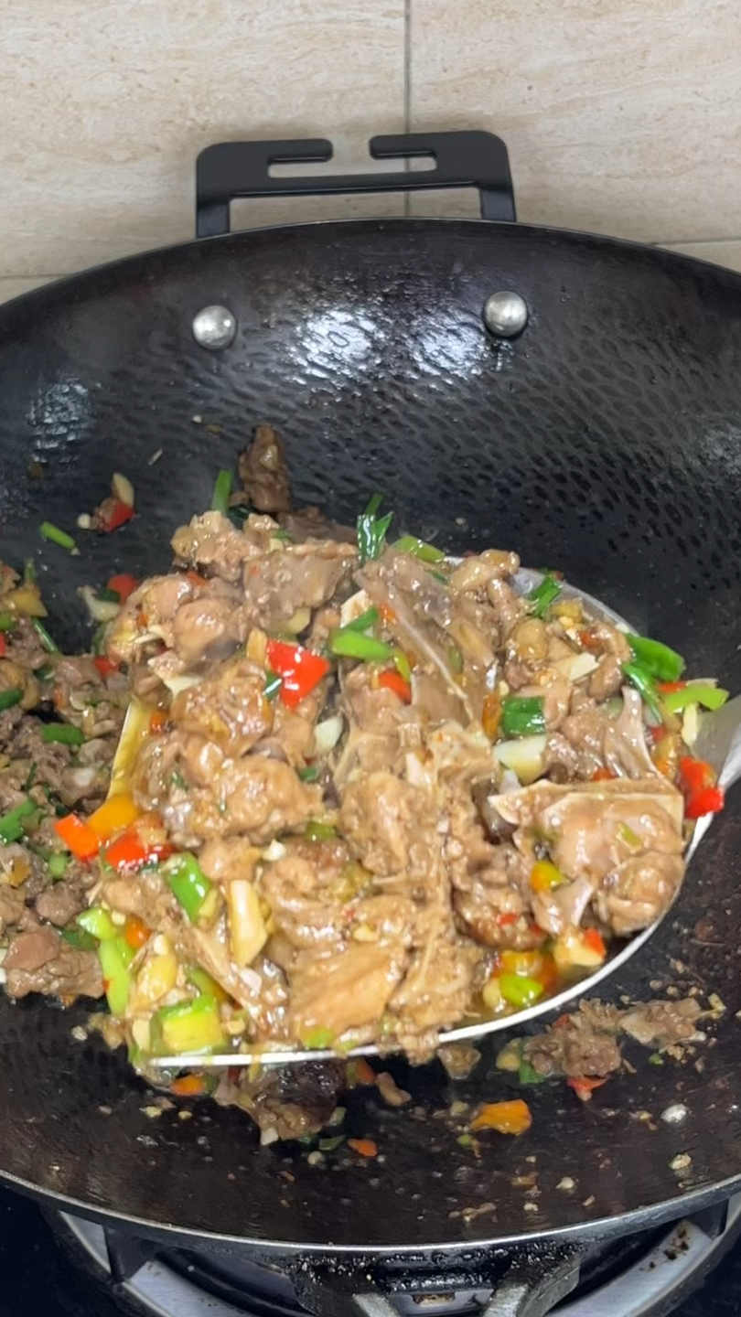 现杀的鸭子,像我这样炒也太下饭了吧!