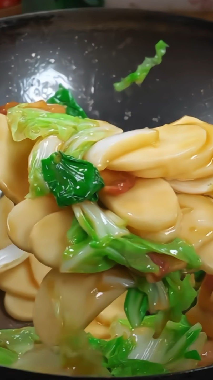 软糯Q弹的白菜炒年糕,真的特别特别的好吃!#美食教程
