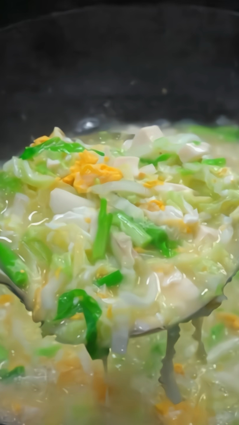 这个白菜汤强烈推荐，清爽鲜美还特别解腻#家常菜