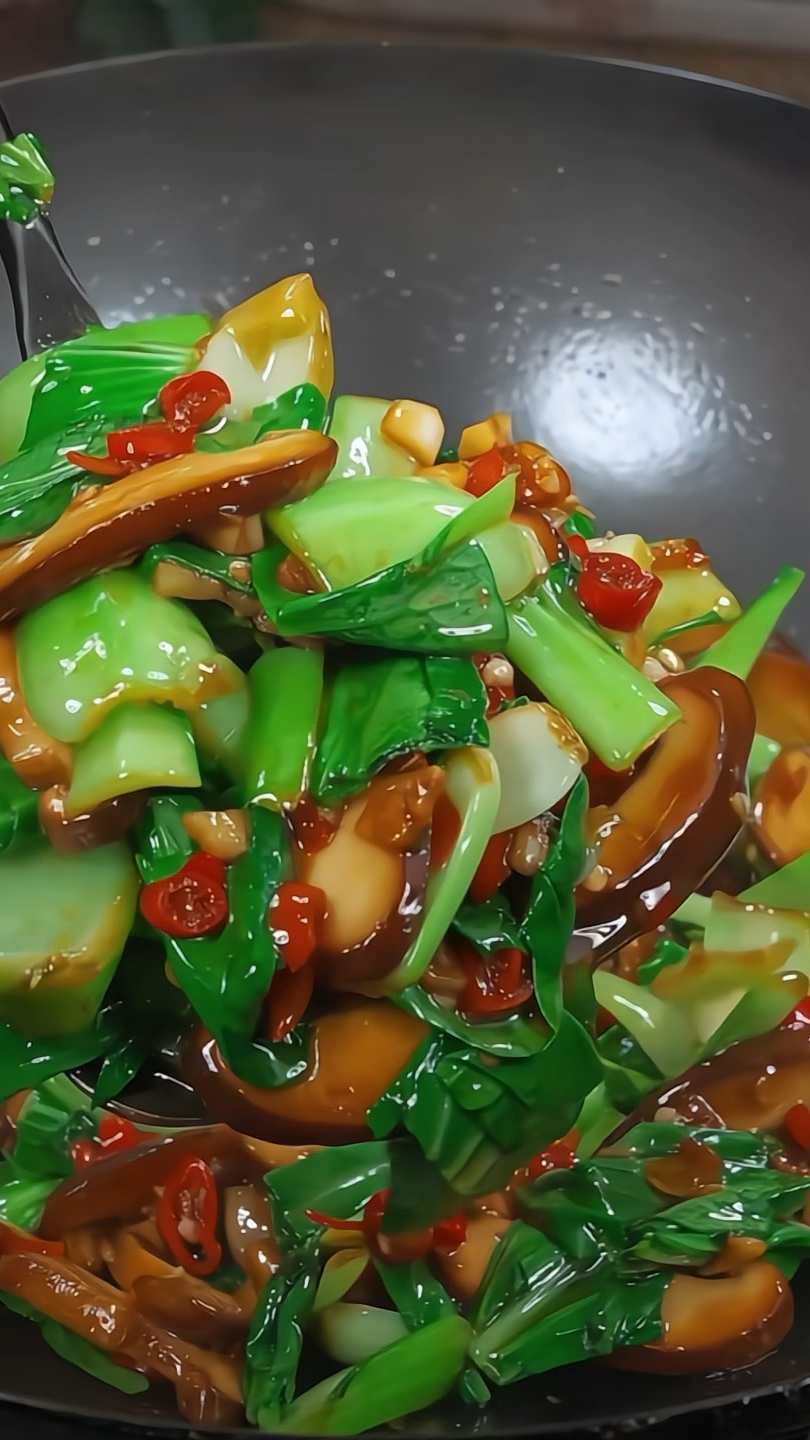 简单又下饭的上海青炒香菇,特别的好吃!#家常菜