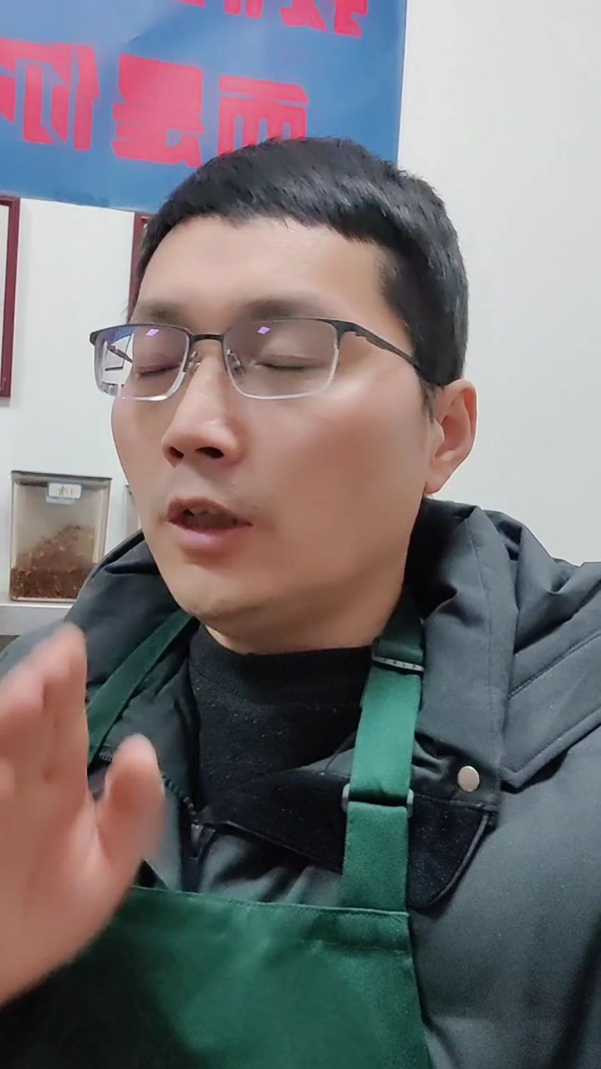 卤菜店夏天最挣钱的产品,一年三十多万,这个方法交给你