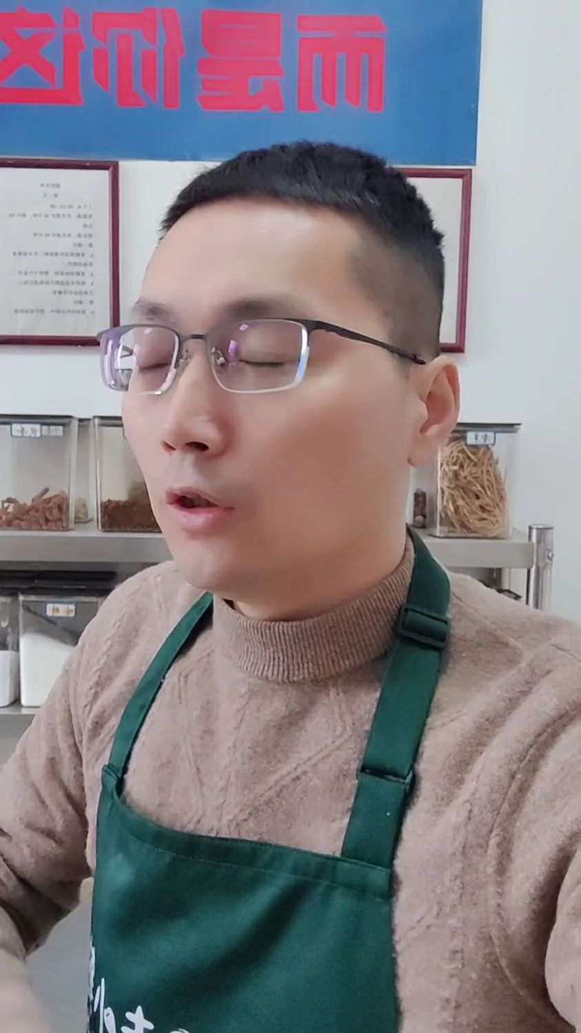 卤味行业鄙视链,摆摊开店相互看不起,最后一名出乎意料