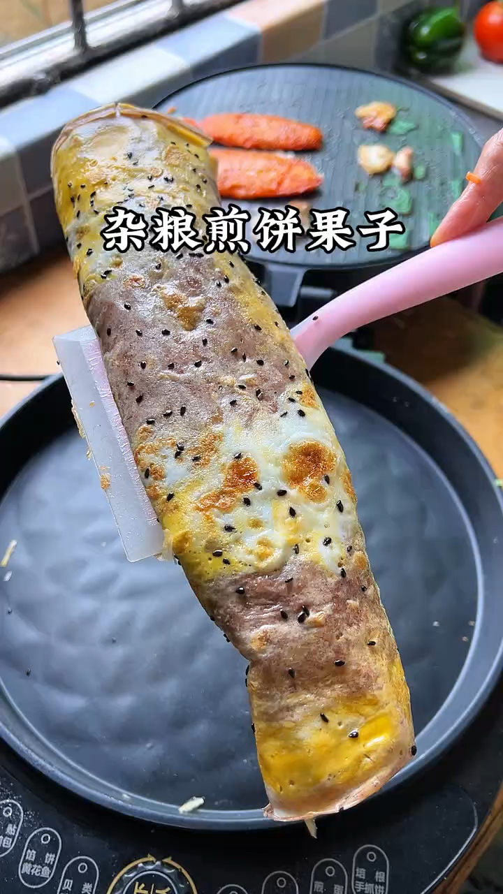 杂粮煎饼果子在家这样做方便又好吃