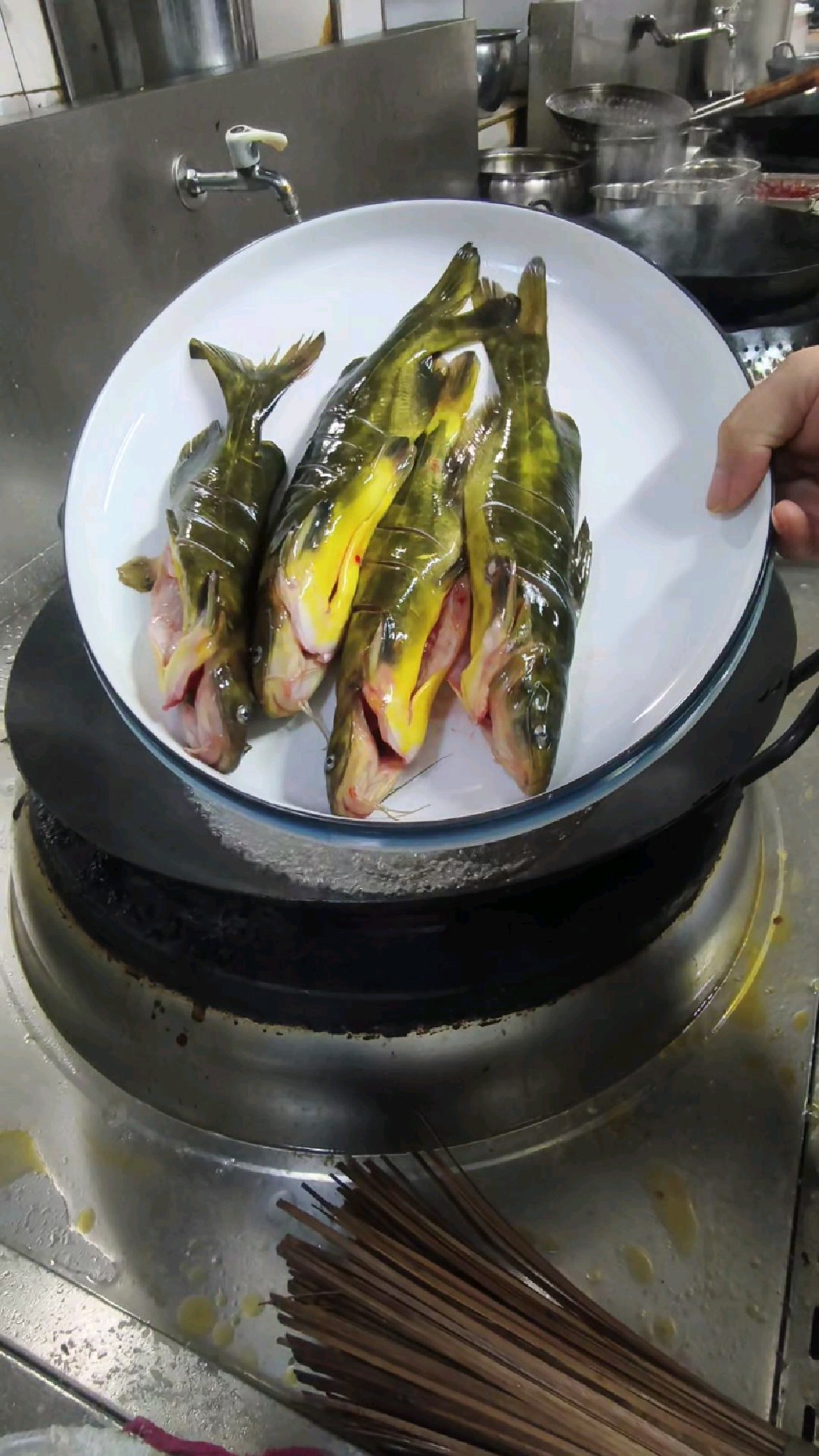 酱焖嘎牙鱼 鲜香美味