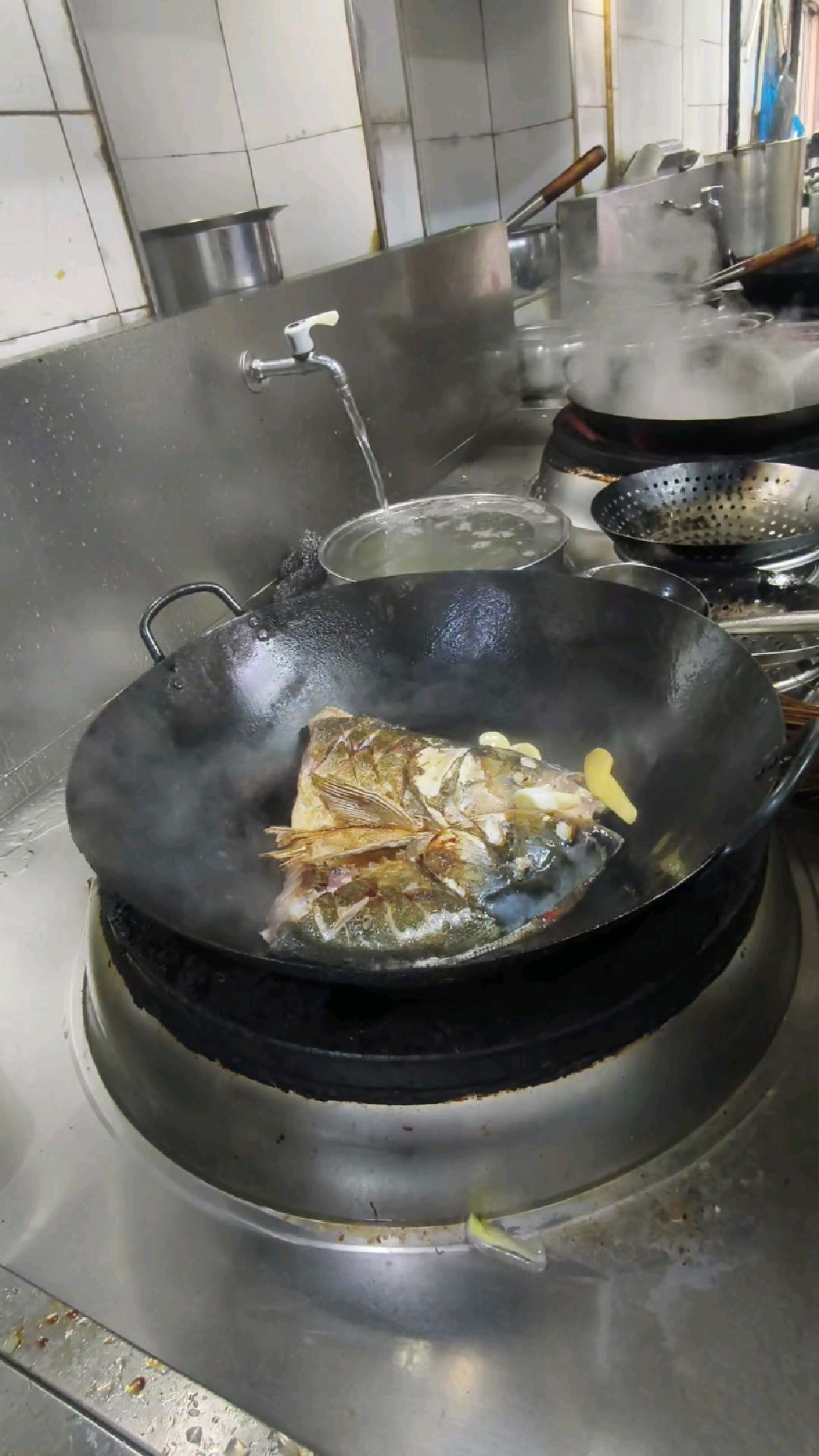 完整鱼头炖豆腐教程