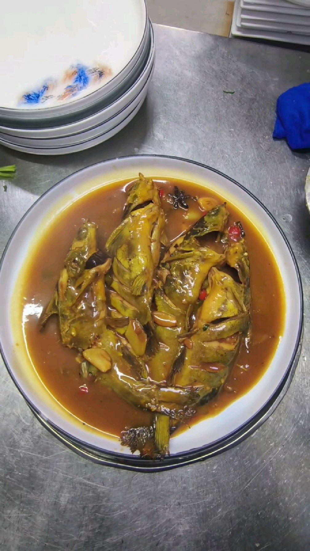 好吃下饭的酱焖嘎鱼