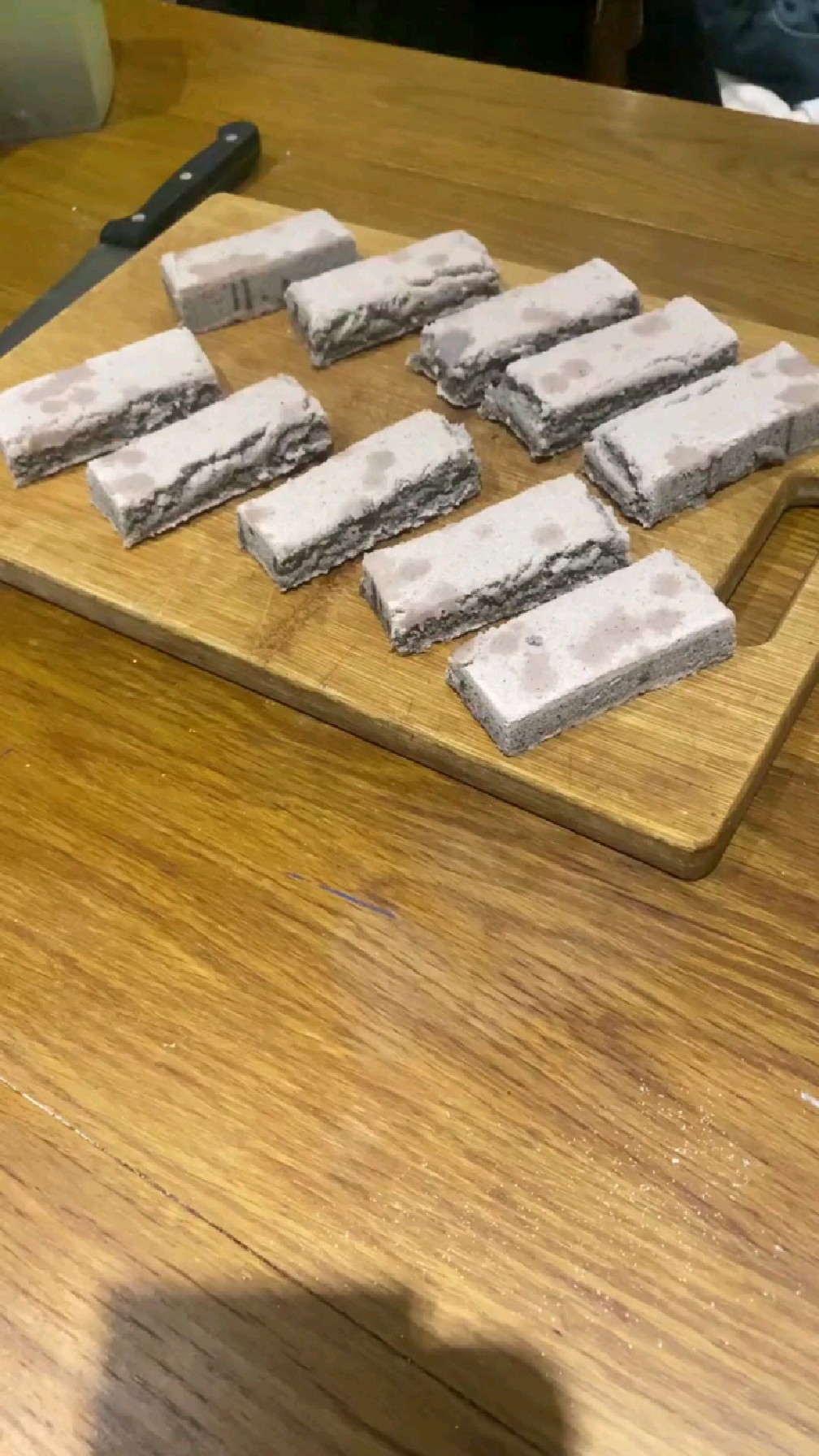 分享一道养生又好吃的芡实芝麻糕的做法