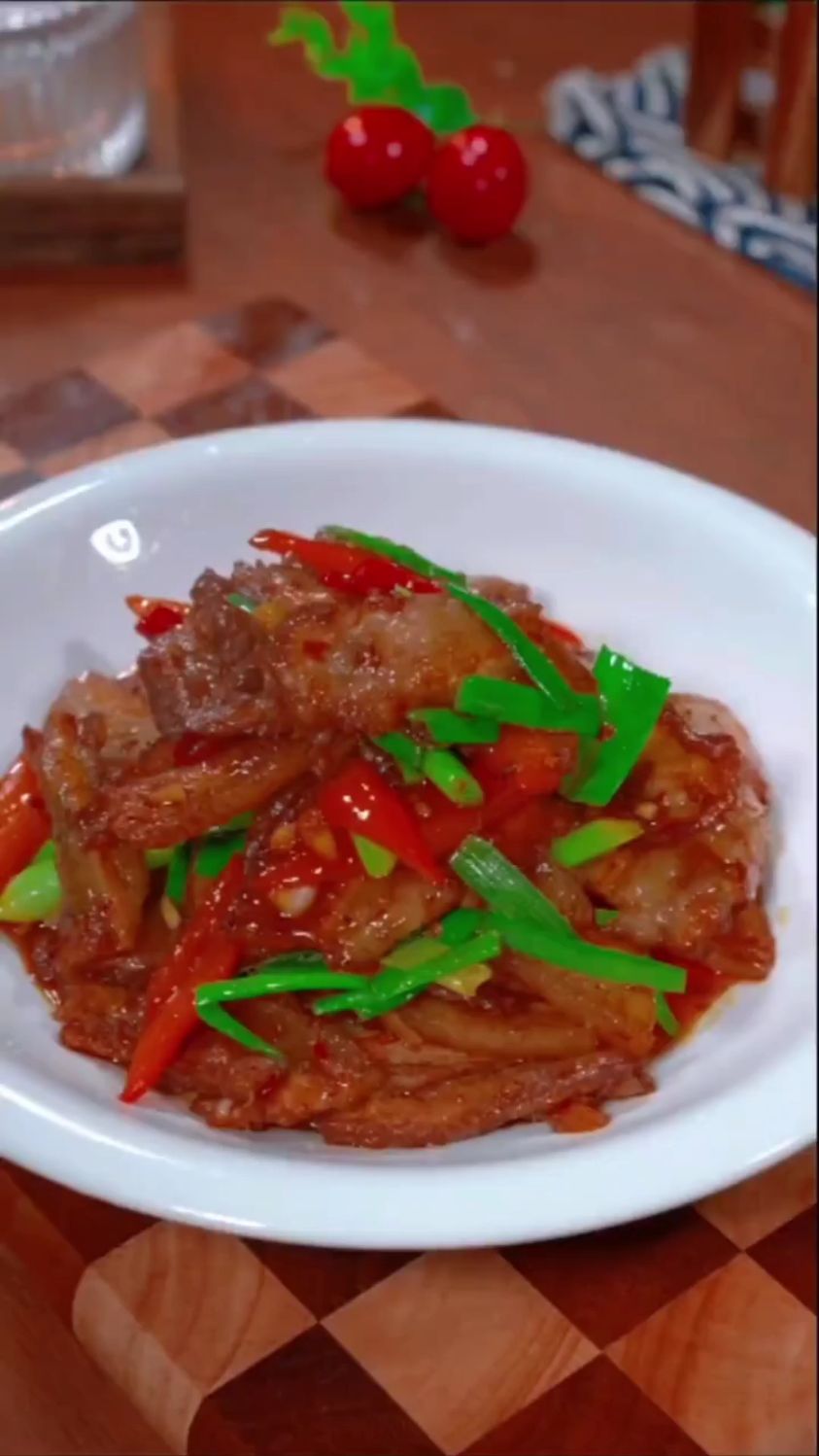 回锅肉这样做,肥而不腻,特别好吃