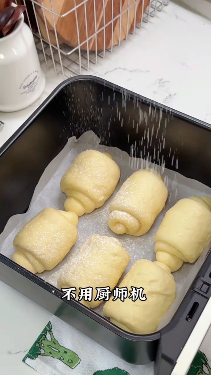 新手也可以一次成功的牛奶面包卷