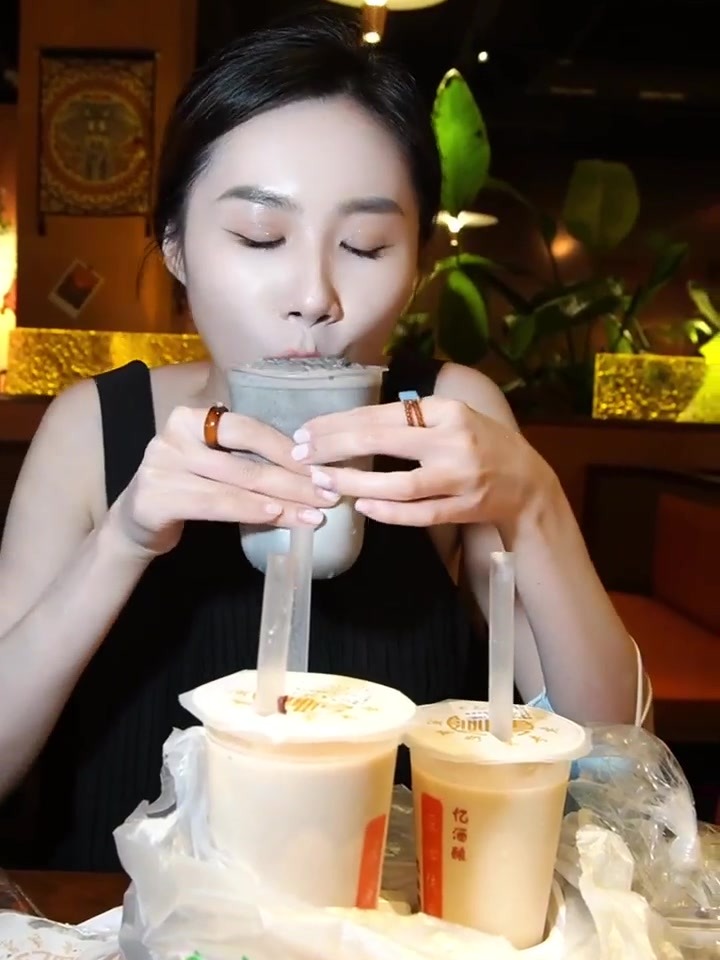 寻找市井里的初夏美食我的夏天,他来了!!