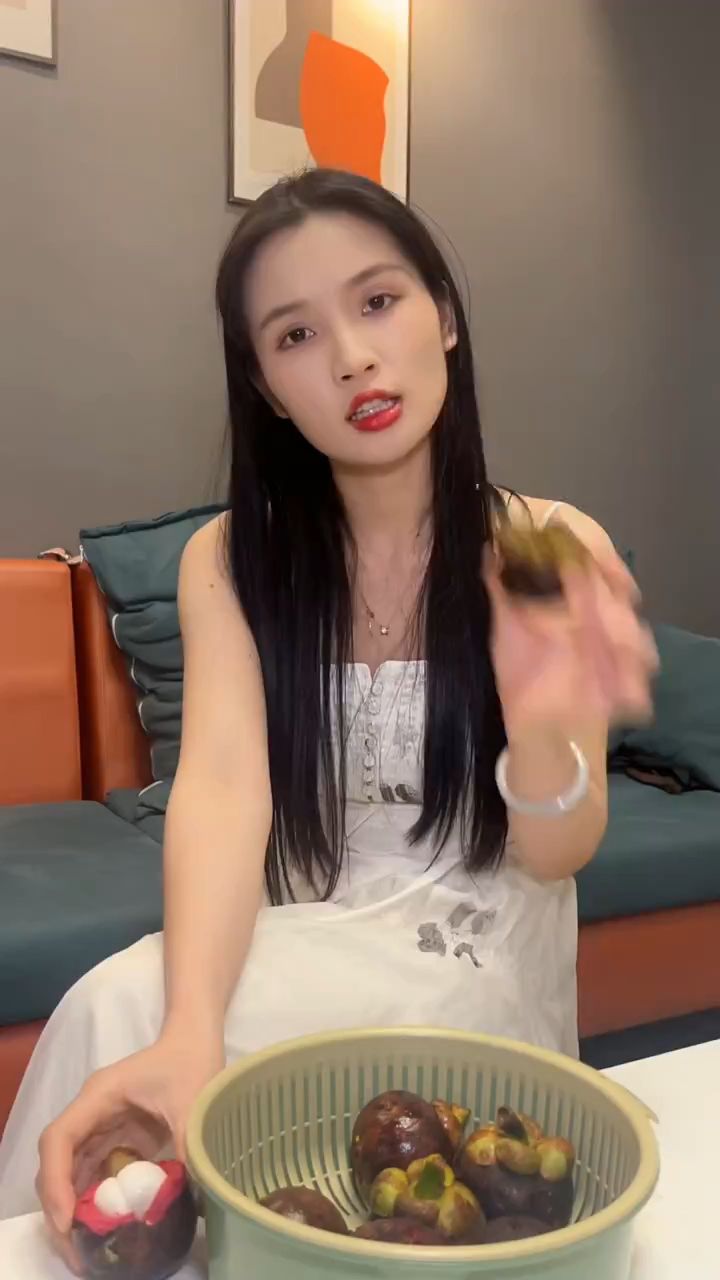 男人不自爱就像烂白菜！