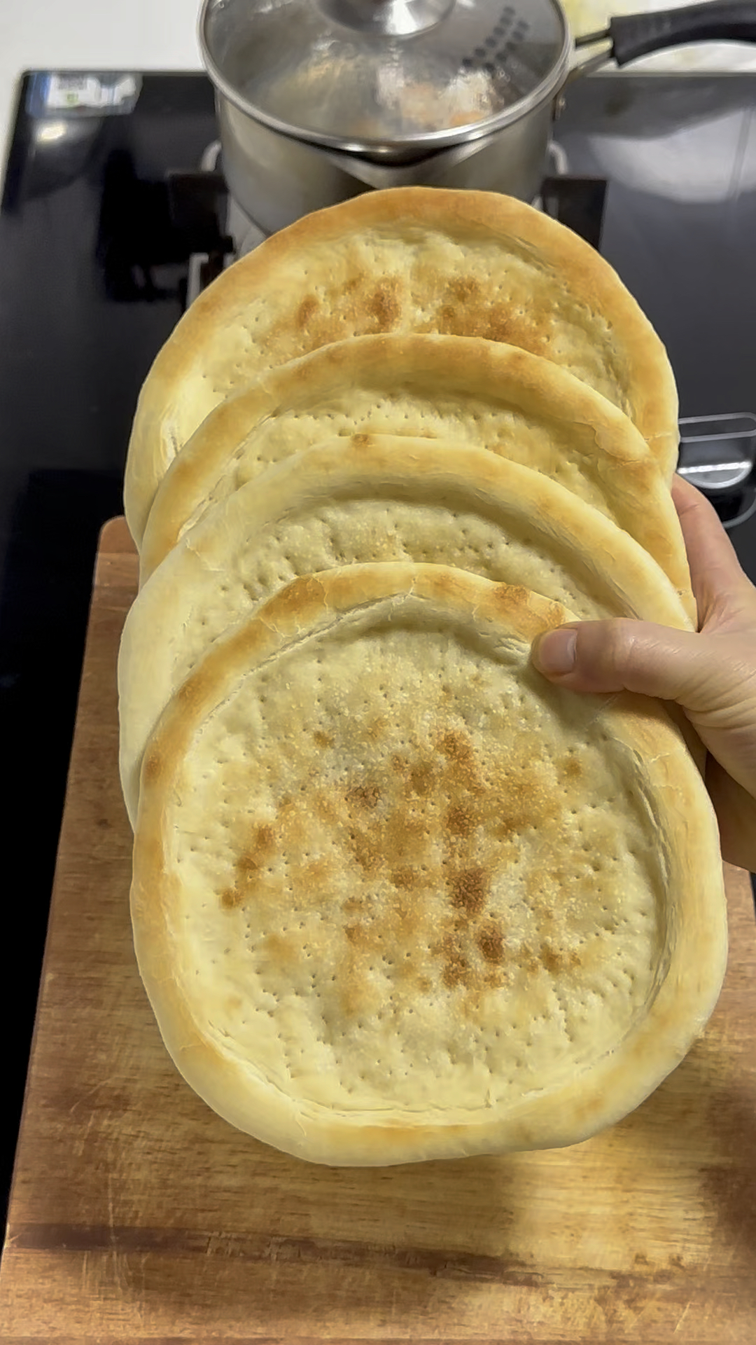 周末做点预制披萨,随便烤几分钟就能吃,小朋友一日三餐都吃不腻