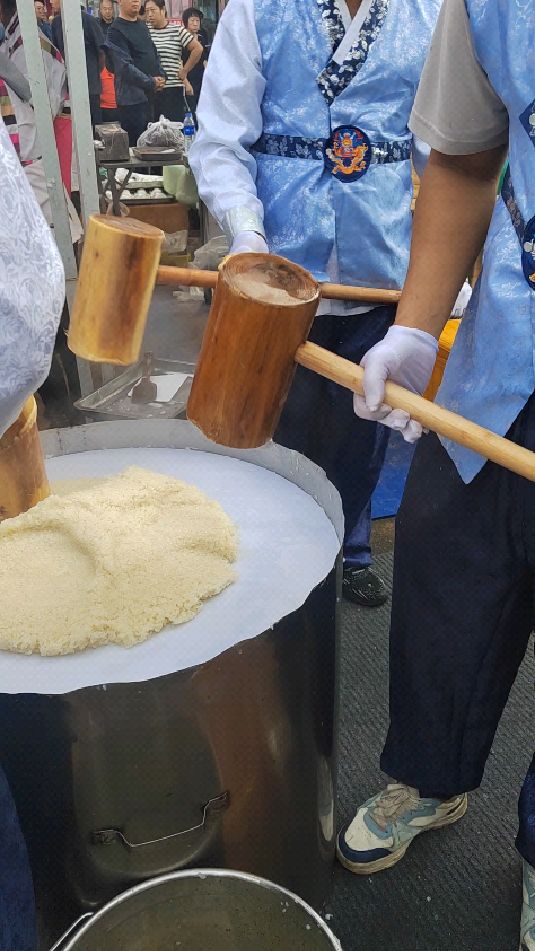 朝鲜族特色小吃--打年糕,制作现场真的很精彩