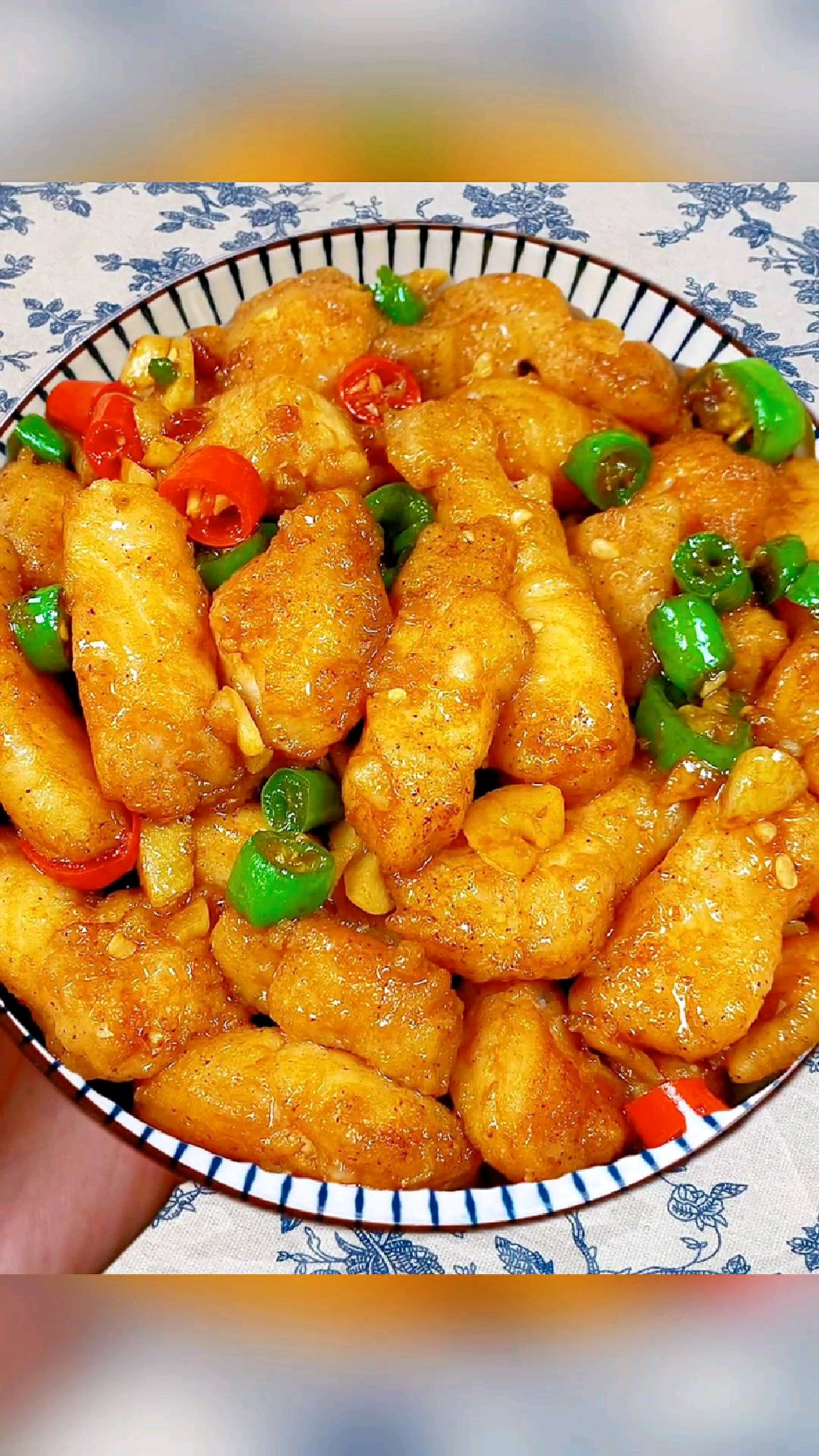 买了巴沙鱼,新手不会做?请谨记这个简单巴沙鱼的做法!