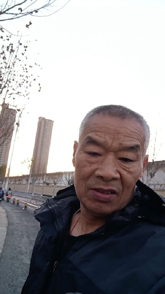 冬日郑州夕阳红,吃了腊八粥迎新年,美景如画环境优美景色宜人