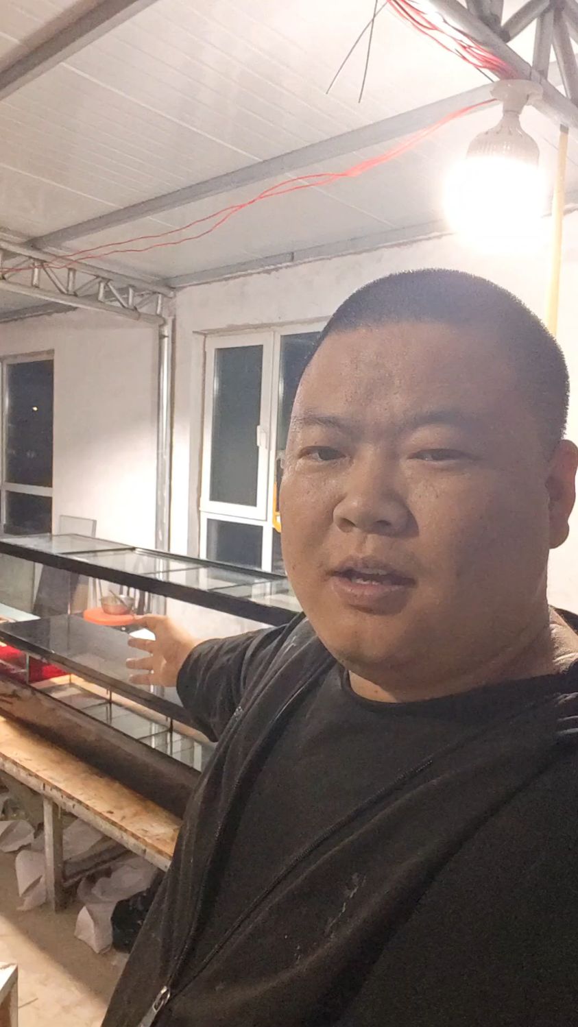 2米长一体底滤鱼缸，电视柜款式