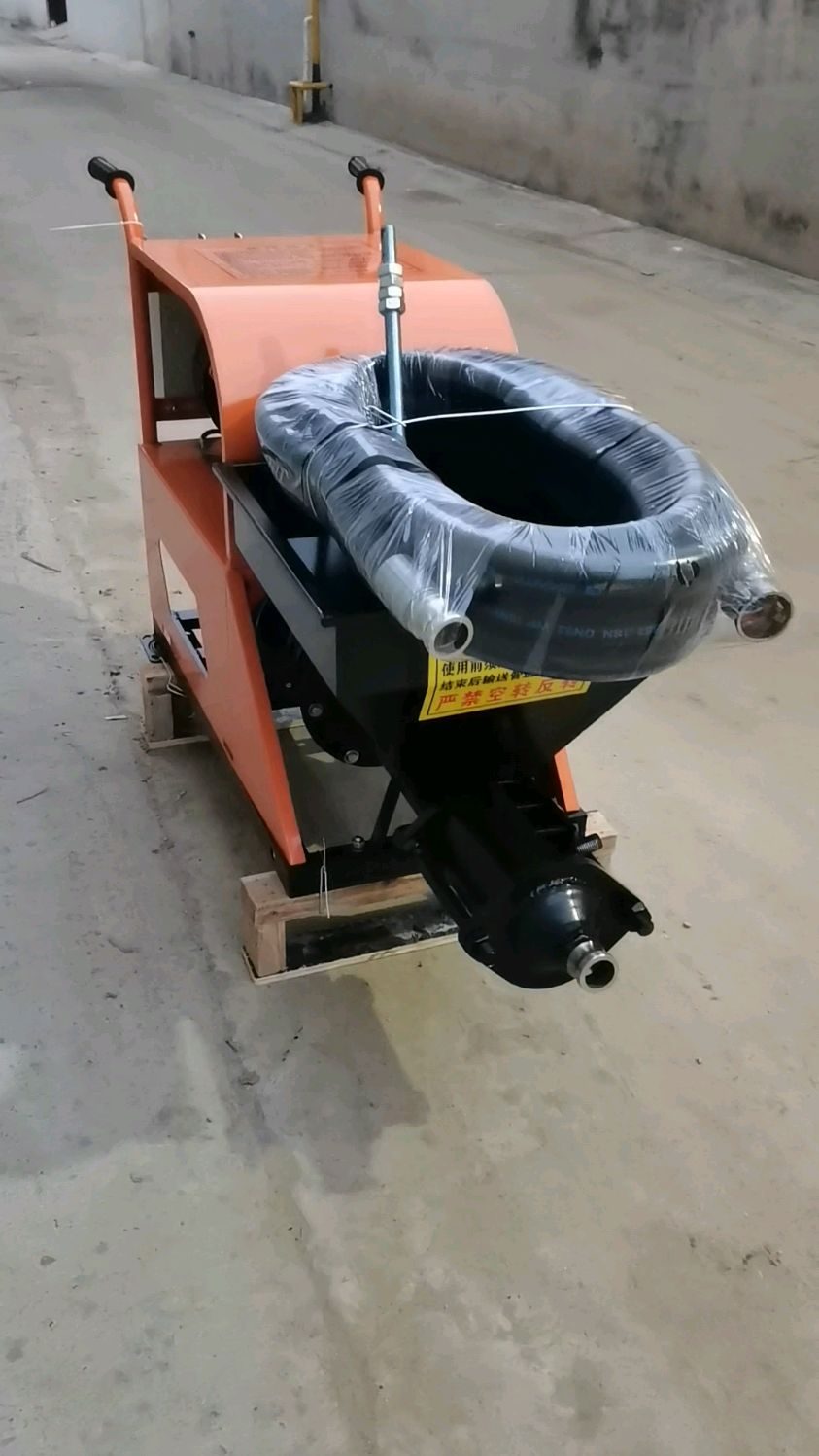 水泥砂浆喷涂机多少钱一台?