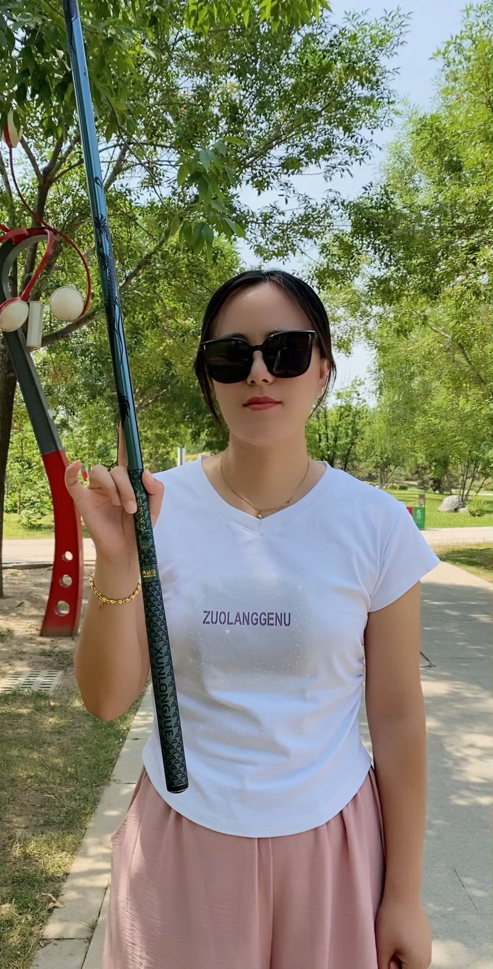 威海新款9D龙浮雕工艺高碳钓竿6H19调性