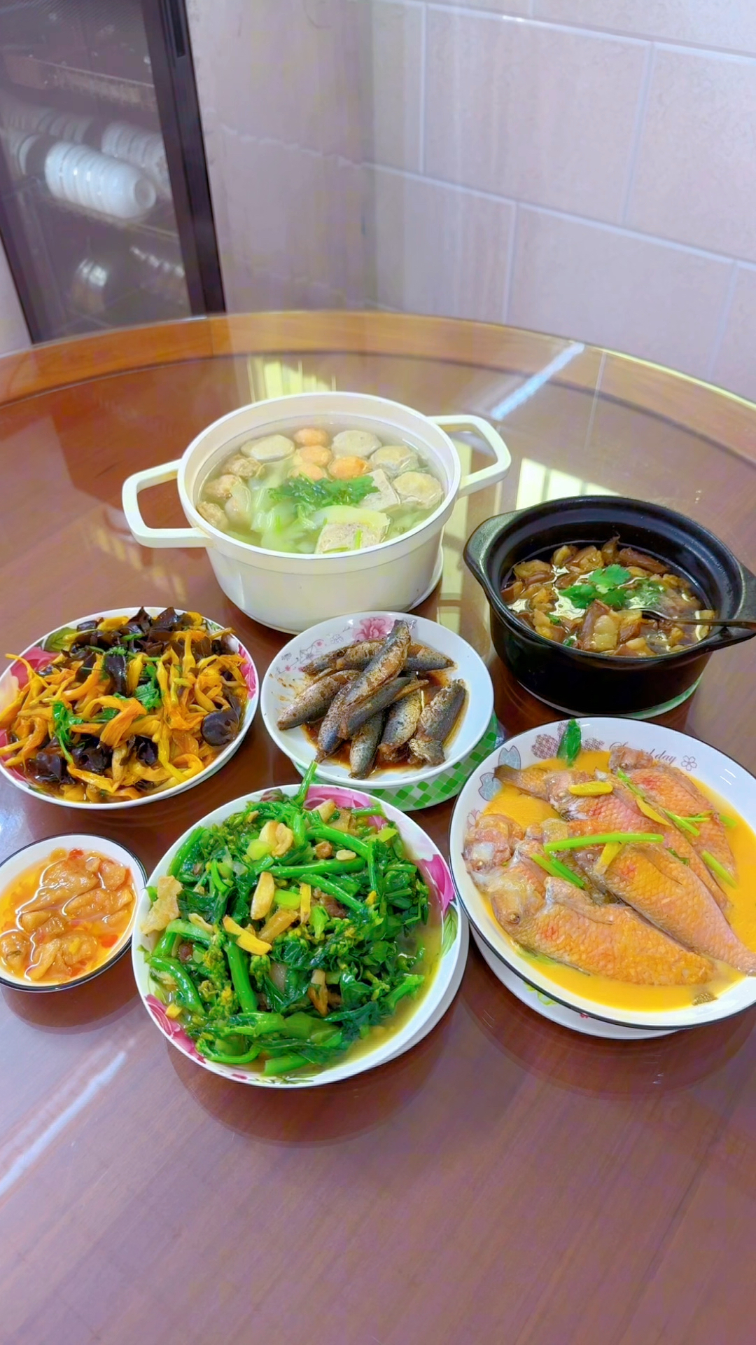 潮汕普通家庭的午餐,汕头婆婆安排五菜一汤,比出去饭店吃还便宜