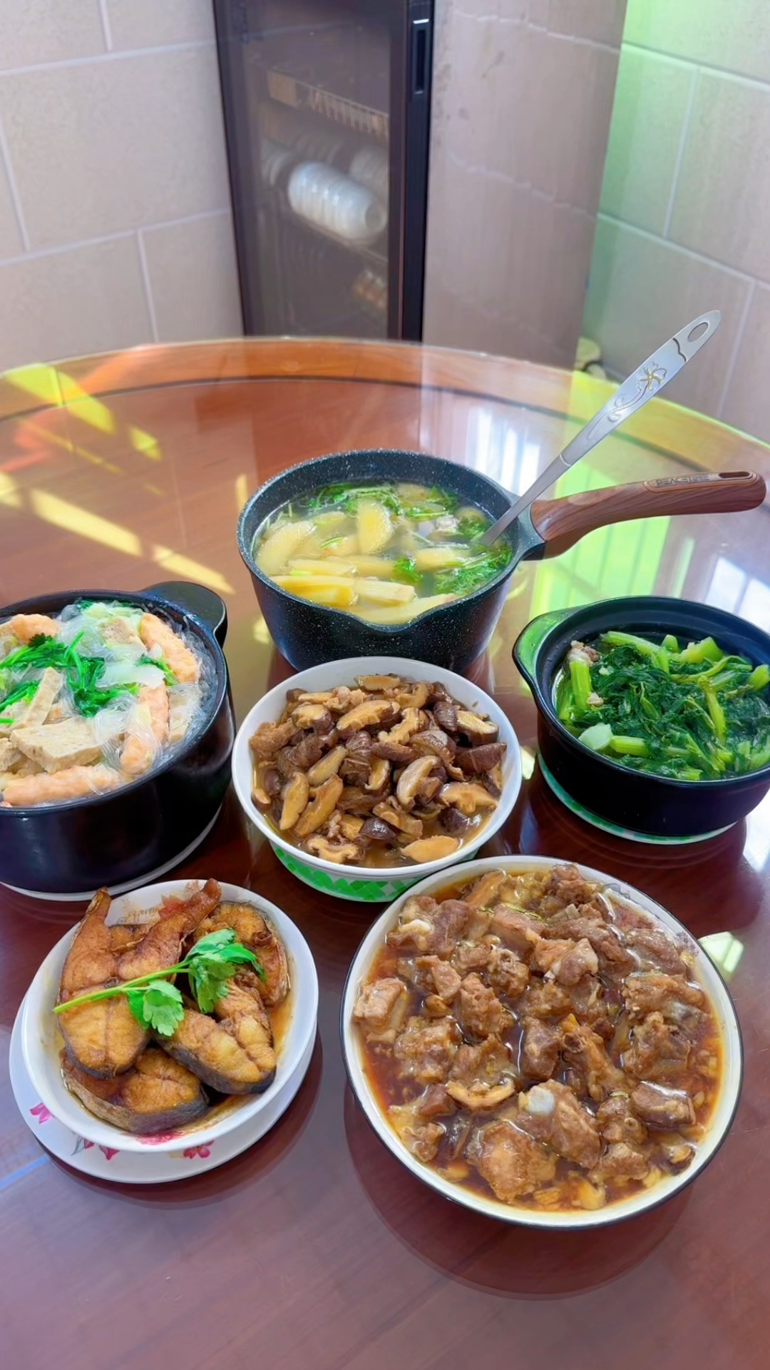 普通潮汕家庭的午餐：全是下饭硬菜，比出去饭店吃实惠多了