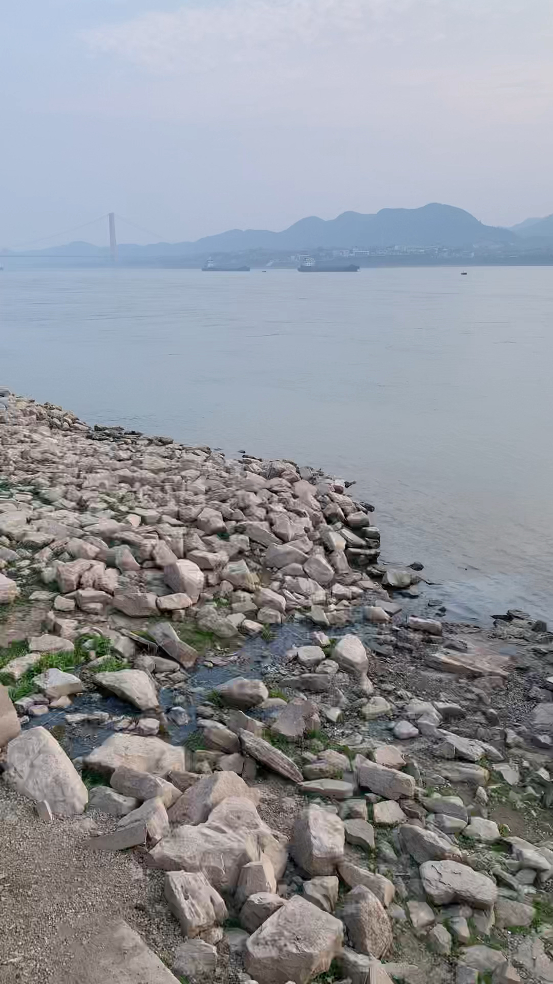 如何寻找鳜鱼,翘嘴鱼的躲避之处,看看他说的怎么样