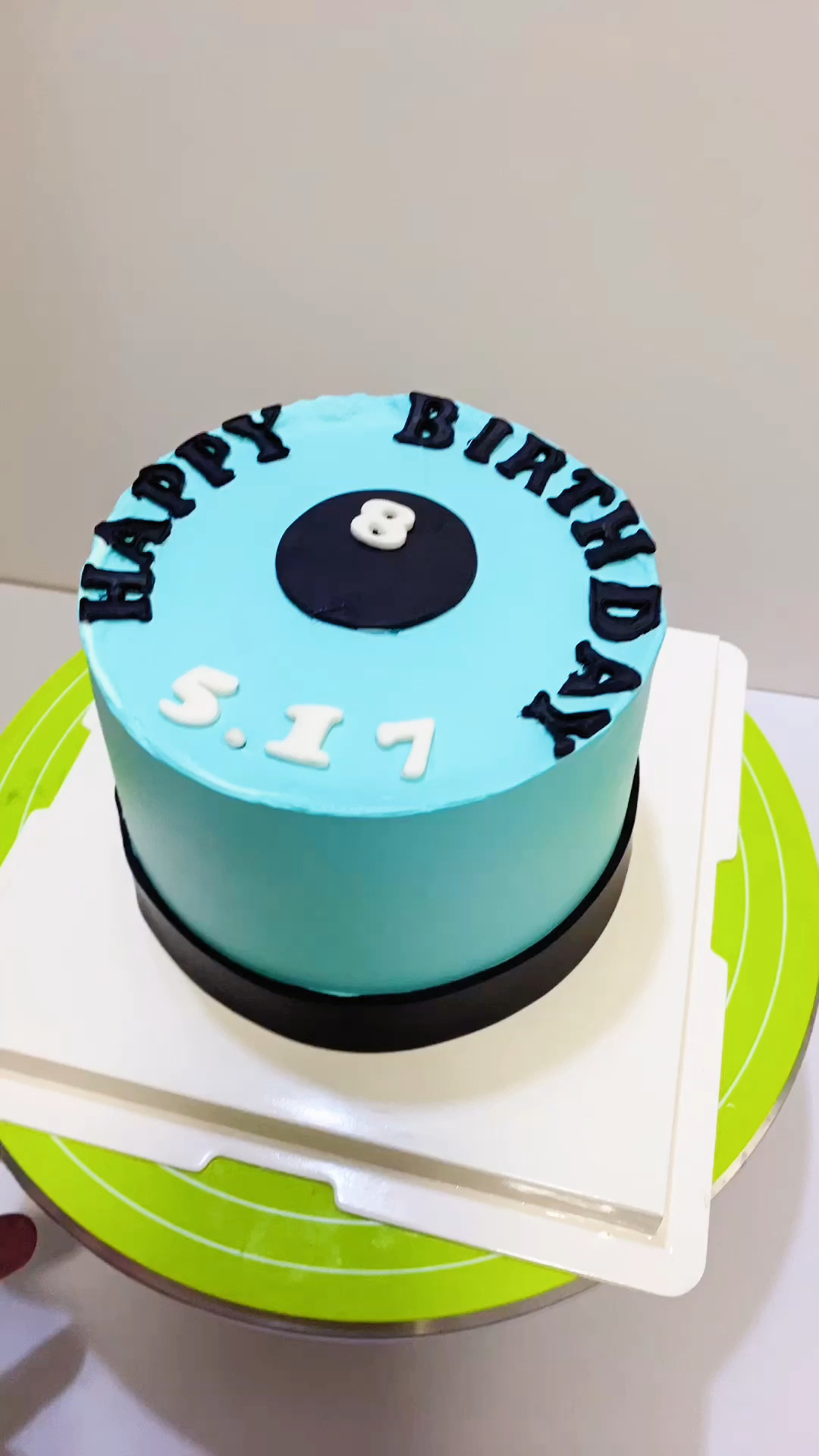 #黑八个性蛋糕，#男孩气质蛋糕，定制生日蛋糕！