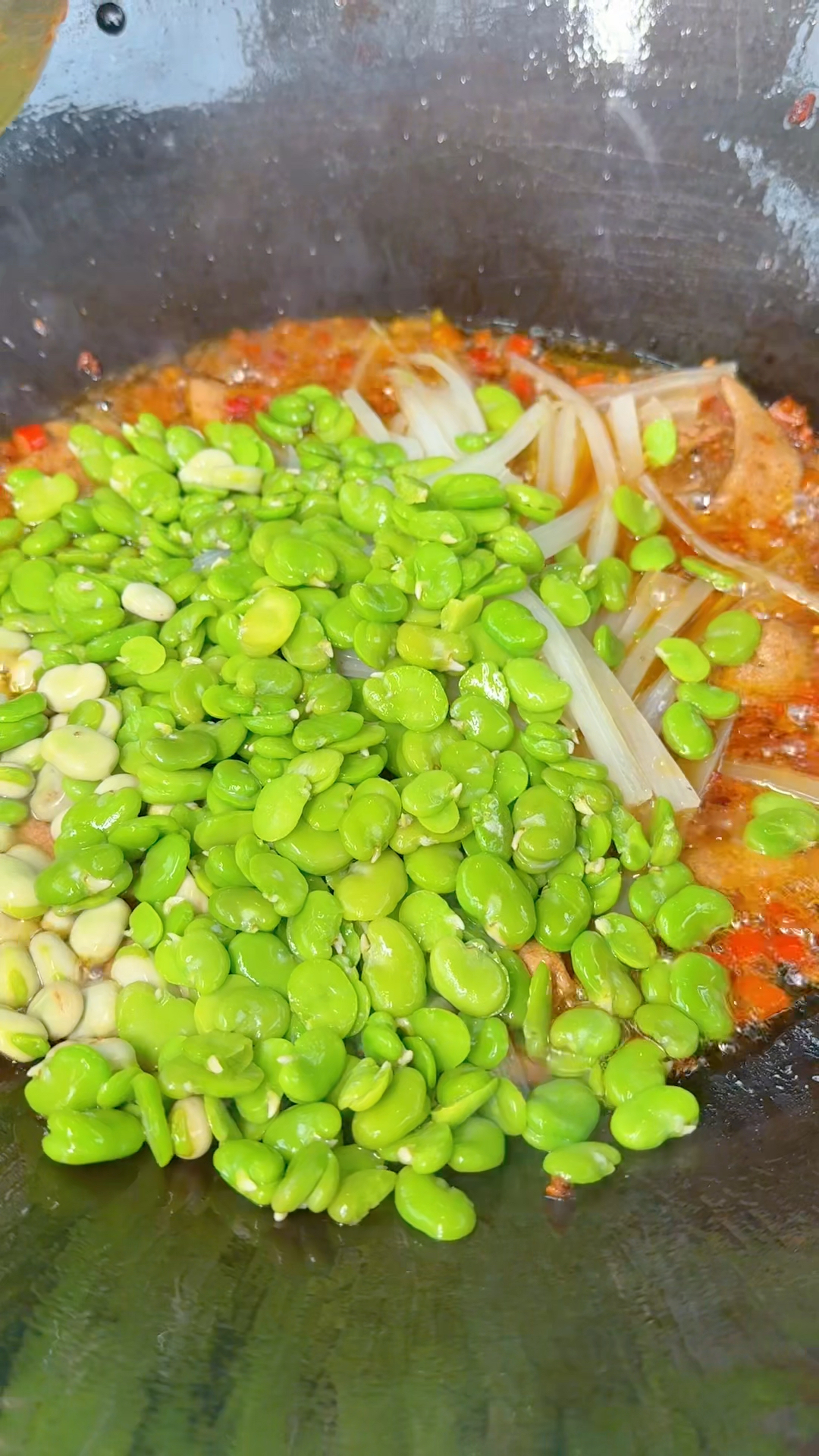 解锁猪肝新吃法,牛皮菜胡豆炒猪肝,色香味俱全巴适!赶紧来收藏
