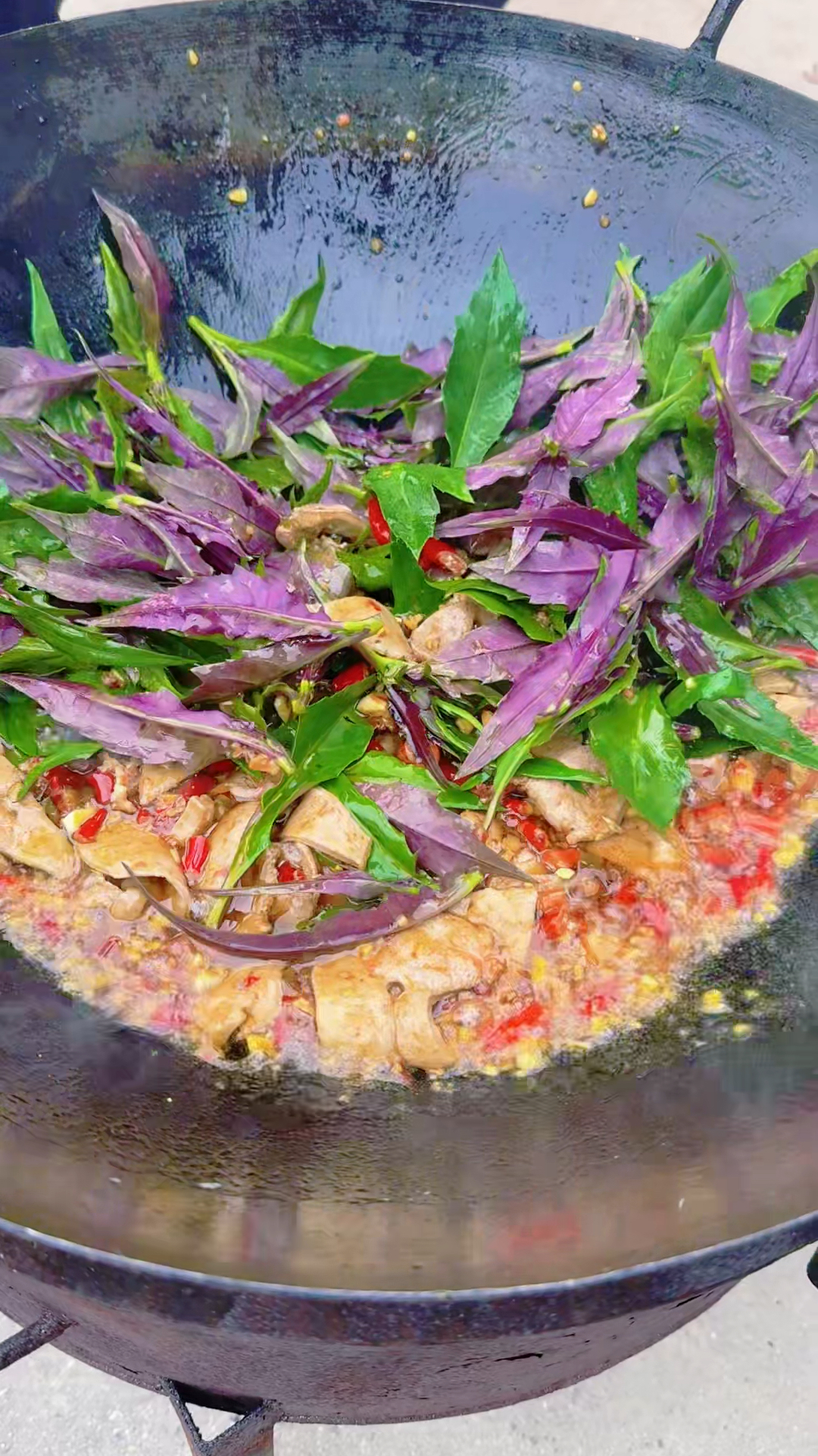 四川农家菜,血皮菜炒猪肝!