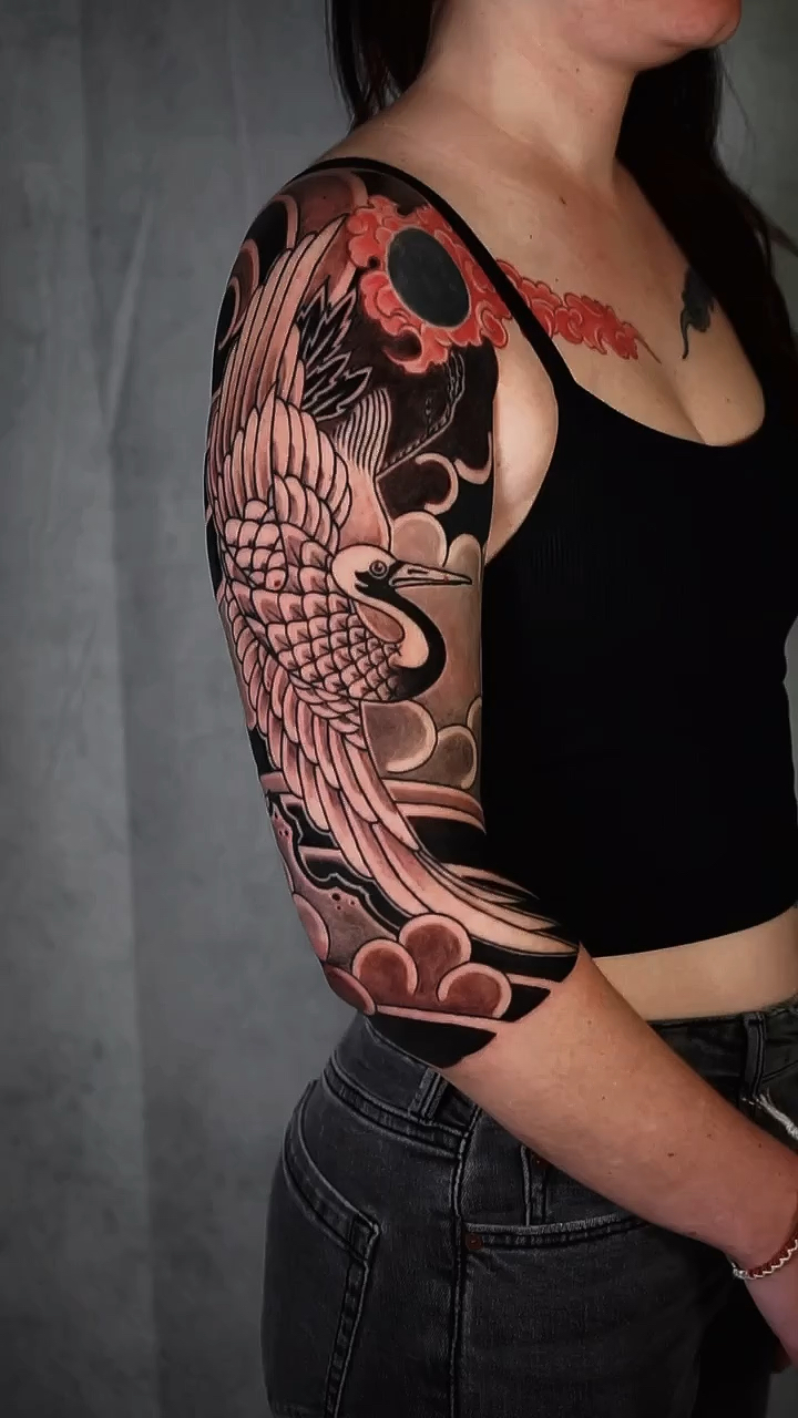 北京纹身/女生传统仙鹤花臂纹身