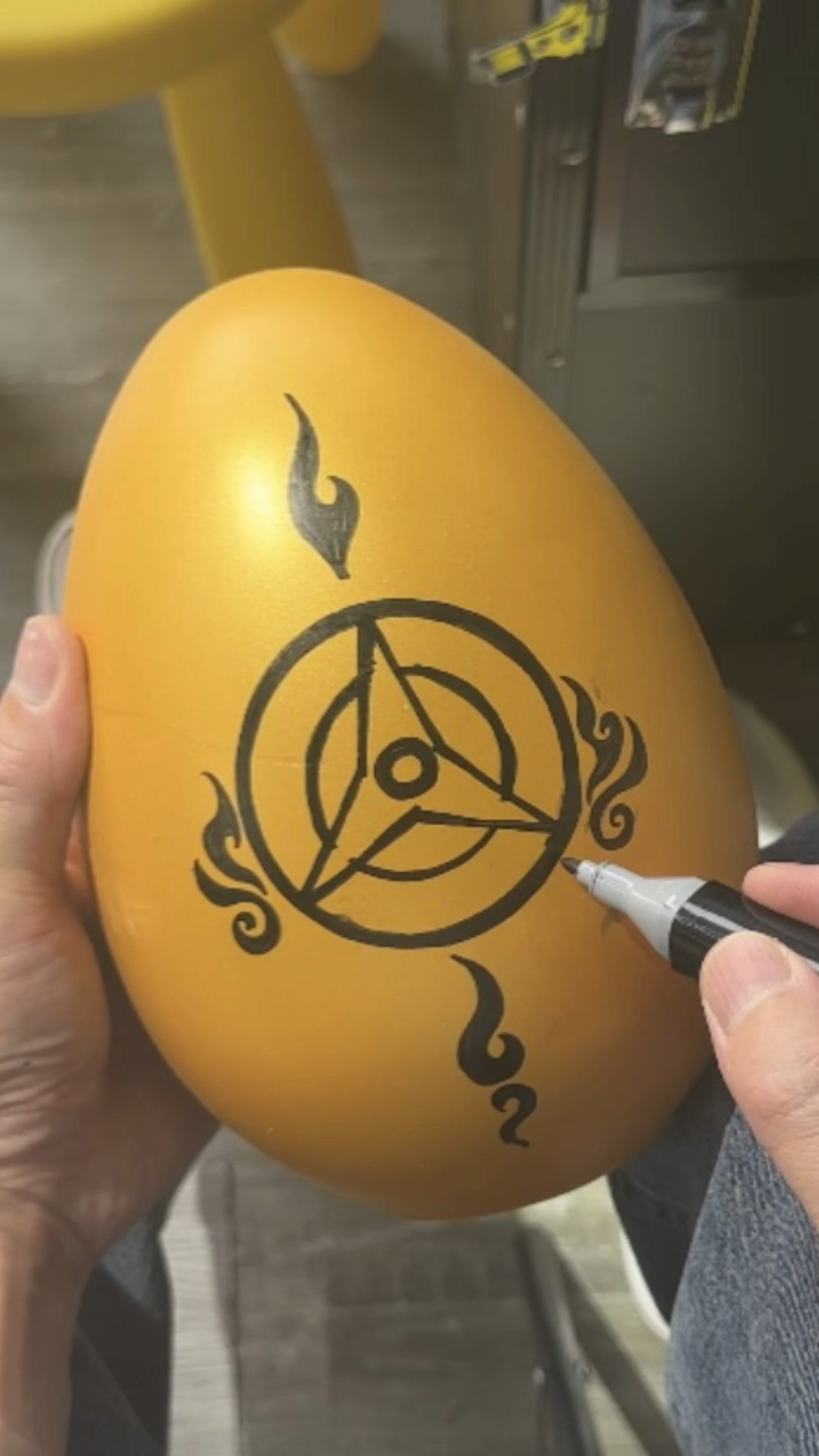 画在金蛋上的神威写轮眼