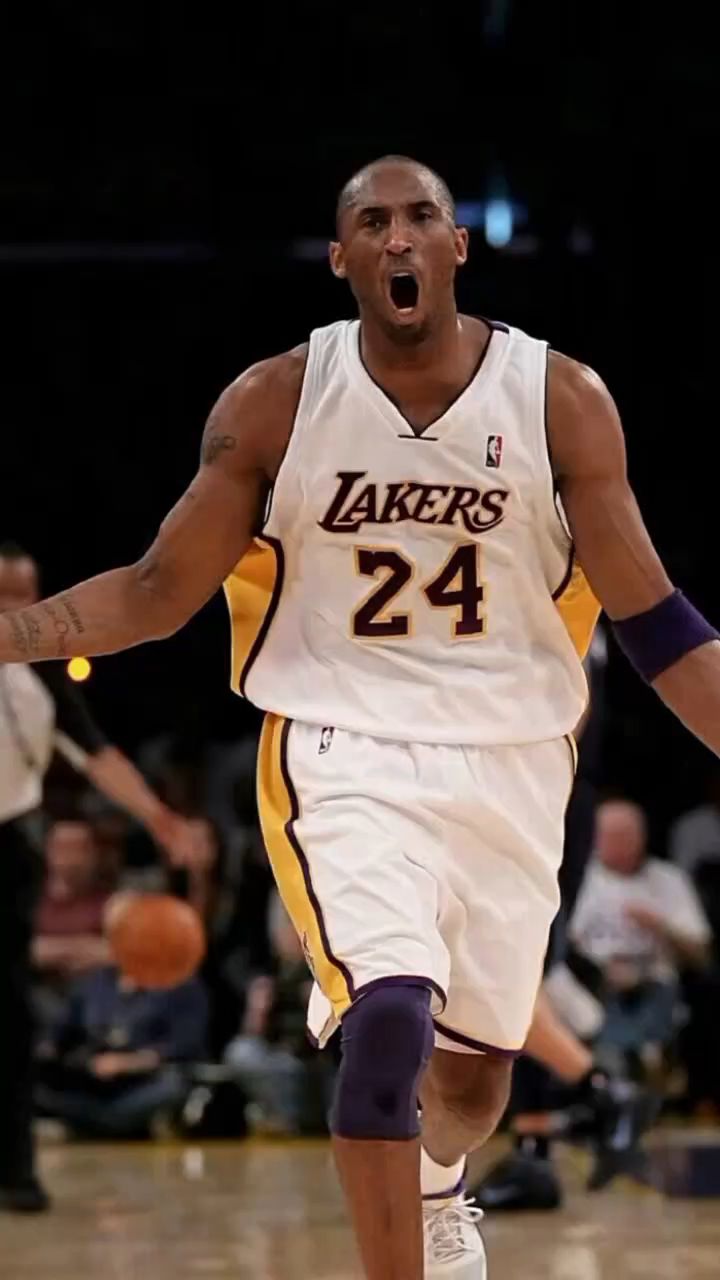 24号球衣是我们的男神