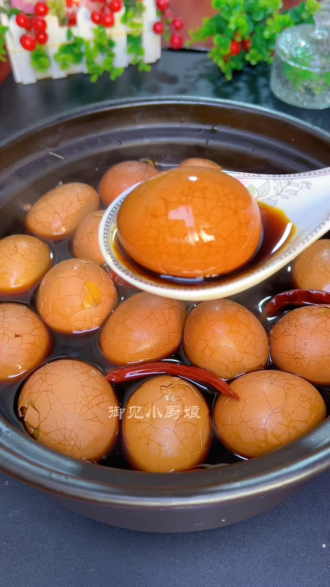 家常五香茶叶蛋,茶香入味,不用加一堆材料,做法简单还好吃