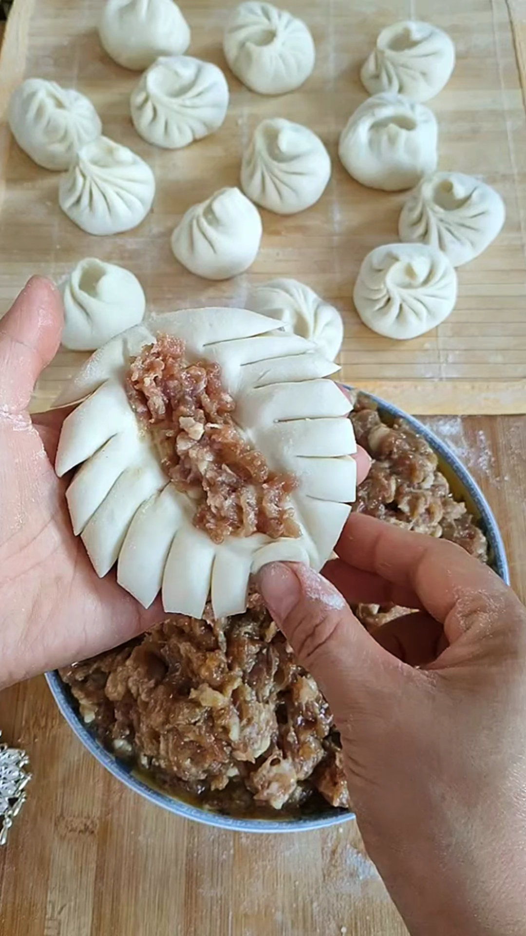 制作特色包子的方法