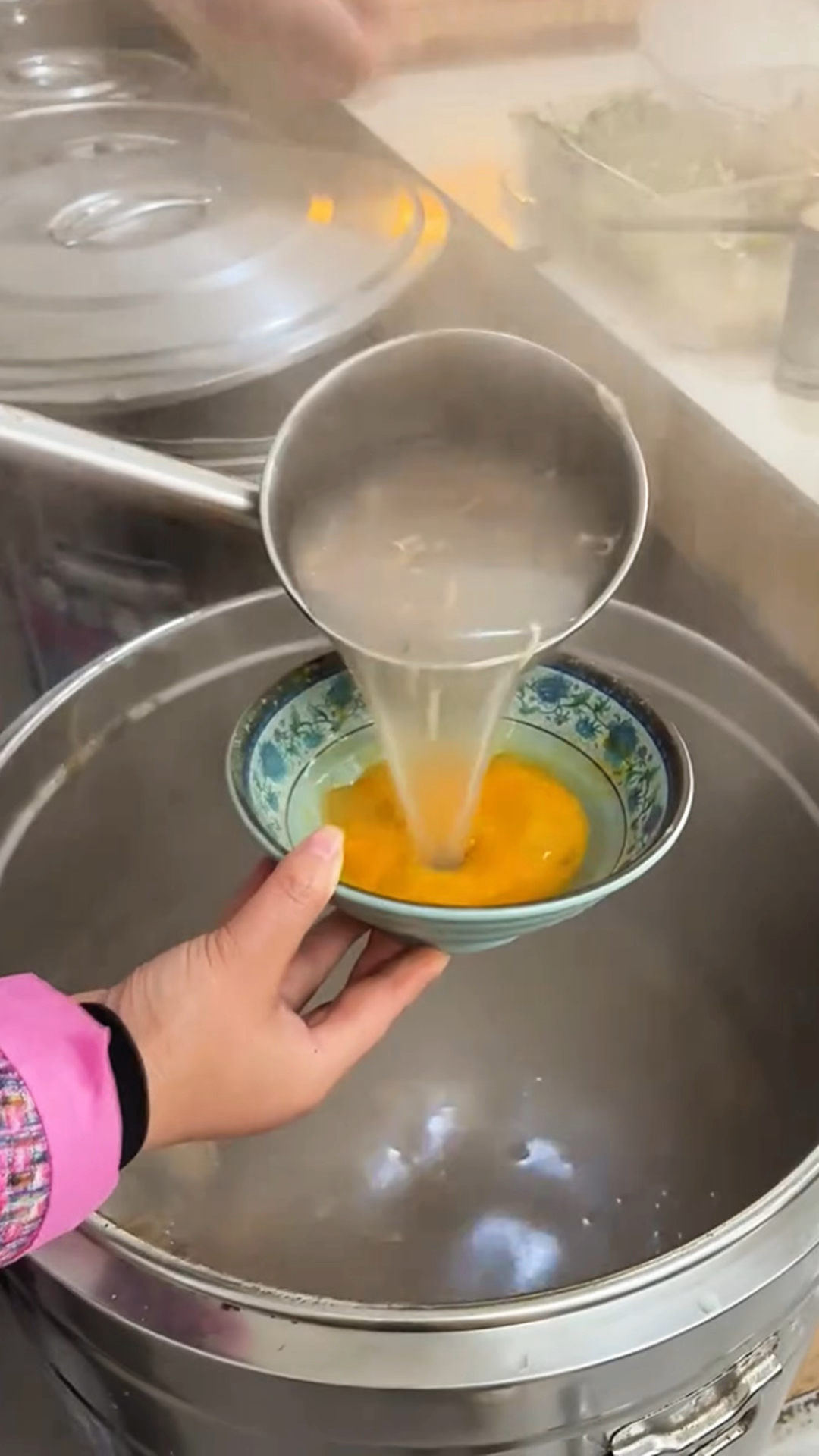 制作特色鸡蛋汤的方法