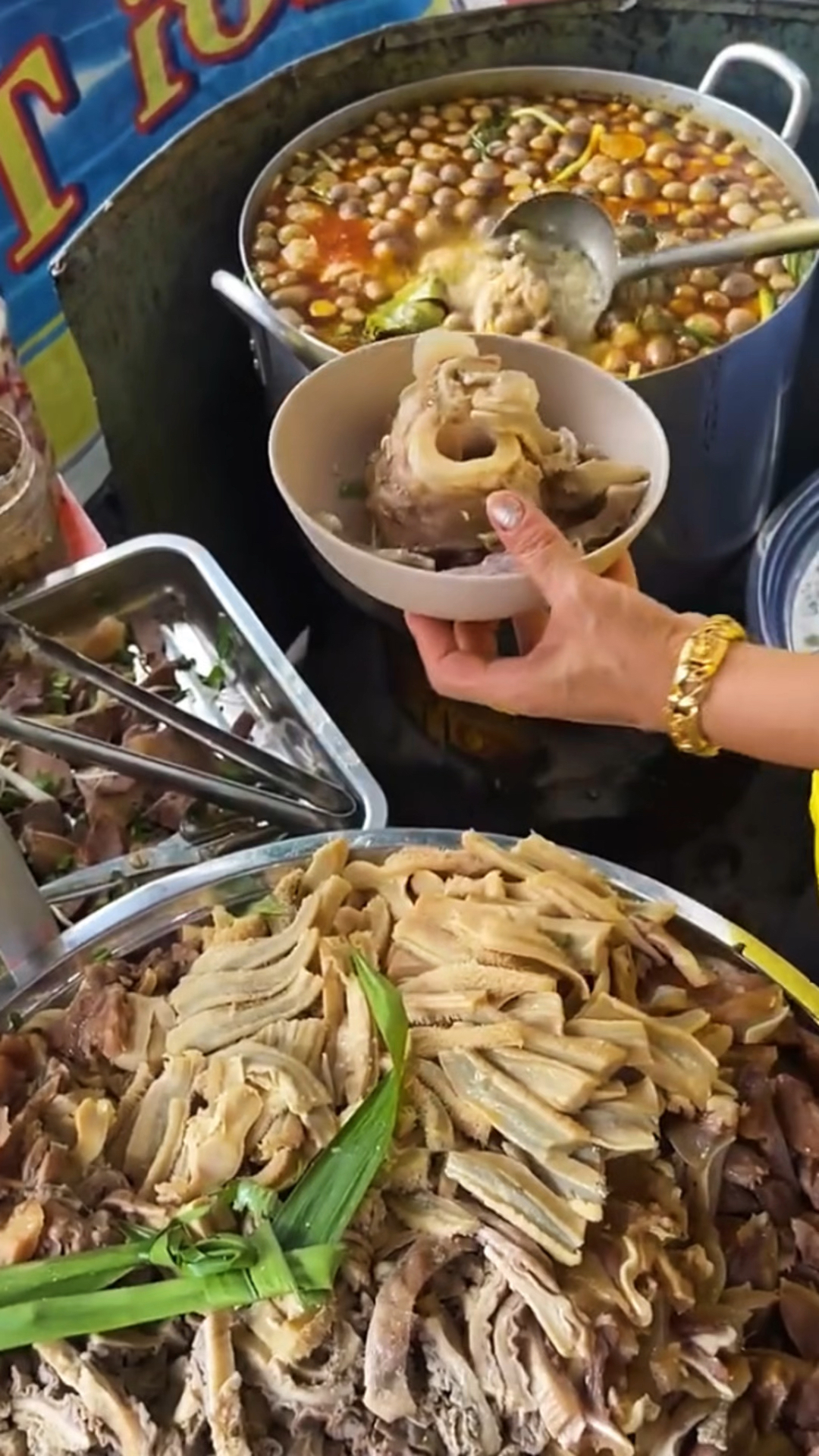 制作牛杂汤的做法
